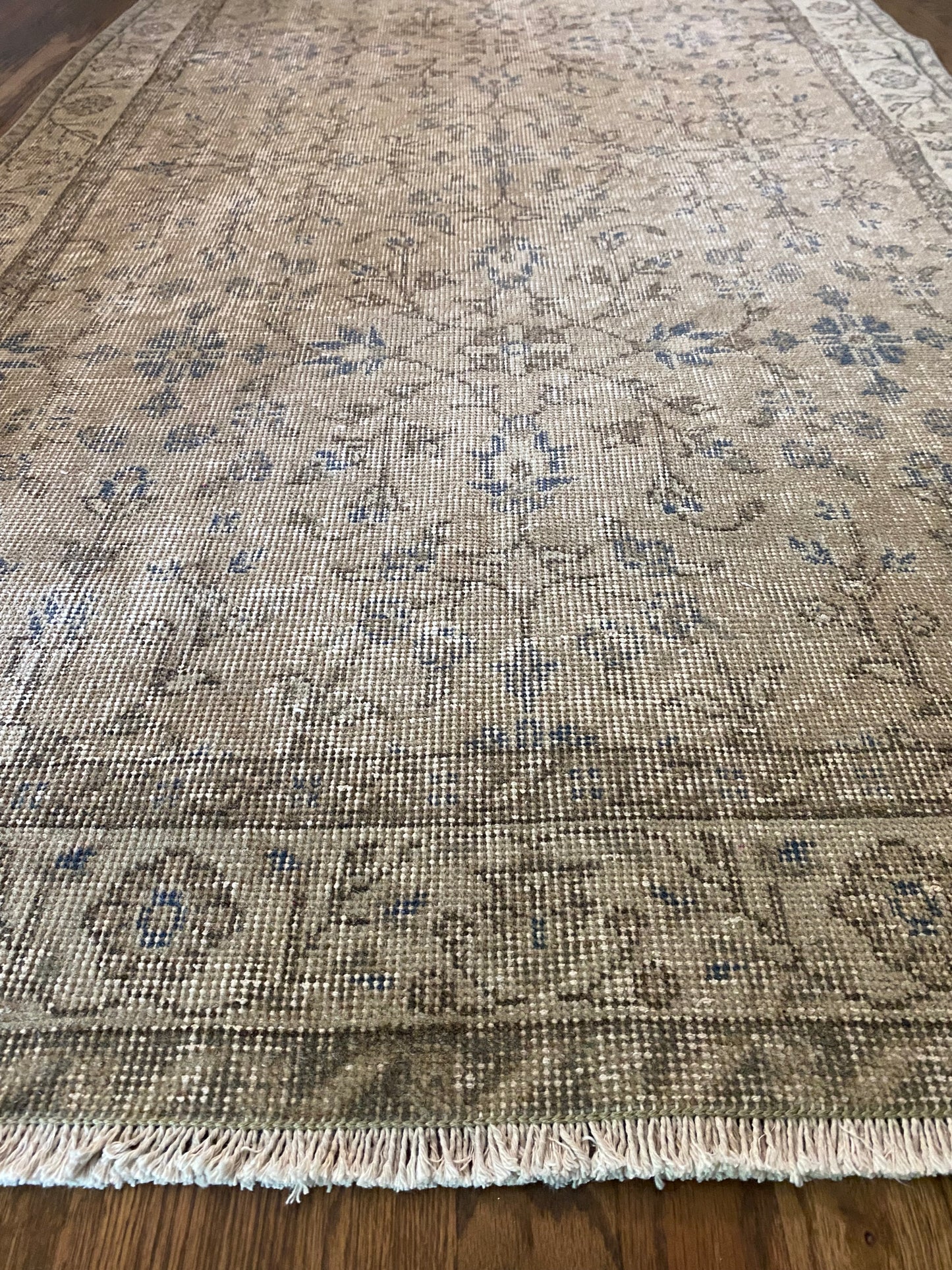 Opal 3’9.5 x 6’7.5