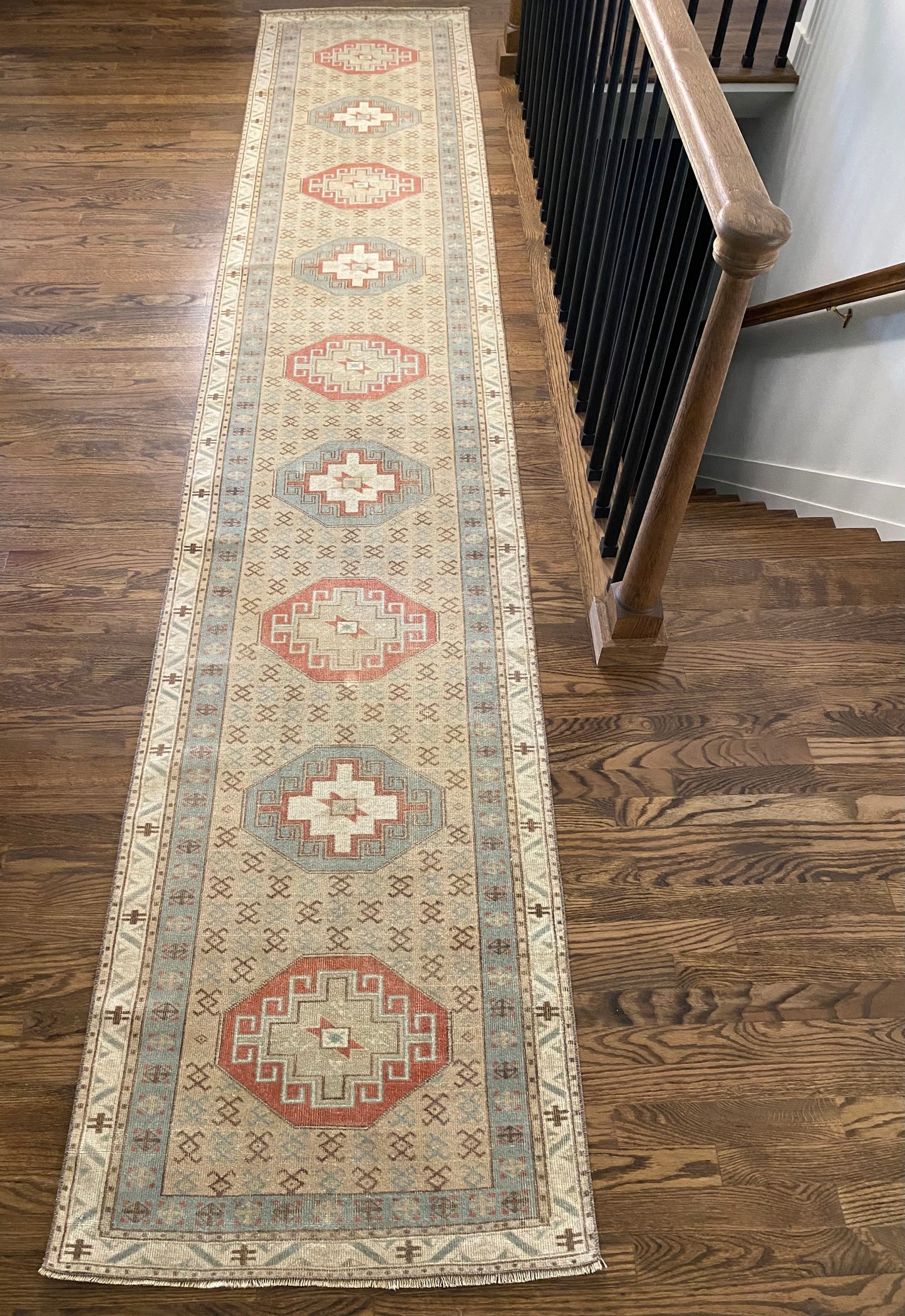 Georgia 2’6.5 x 12’11.5