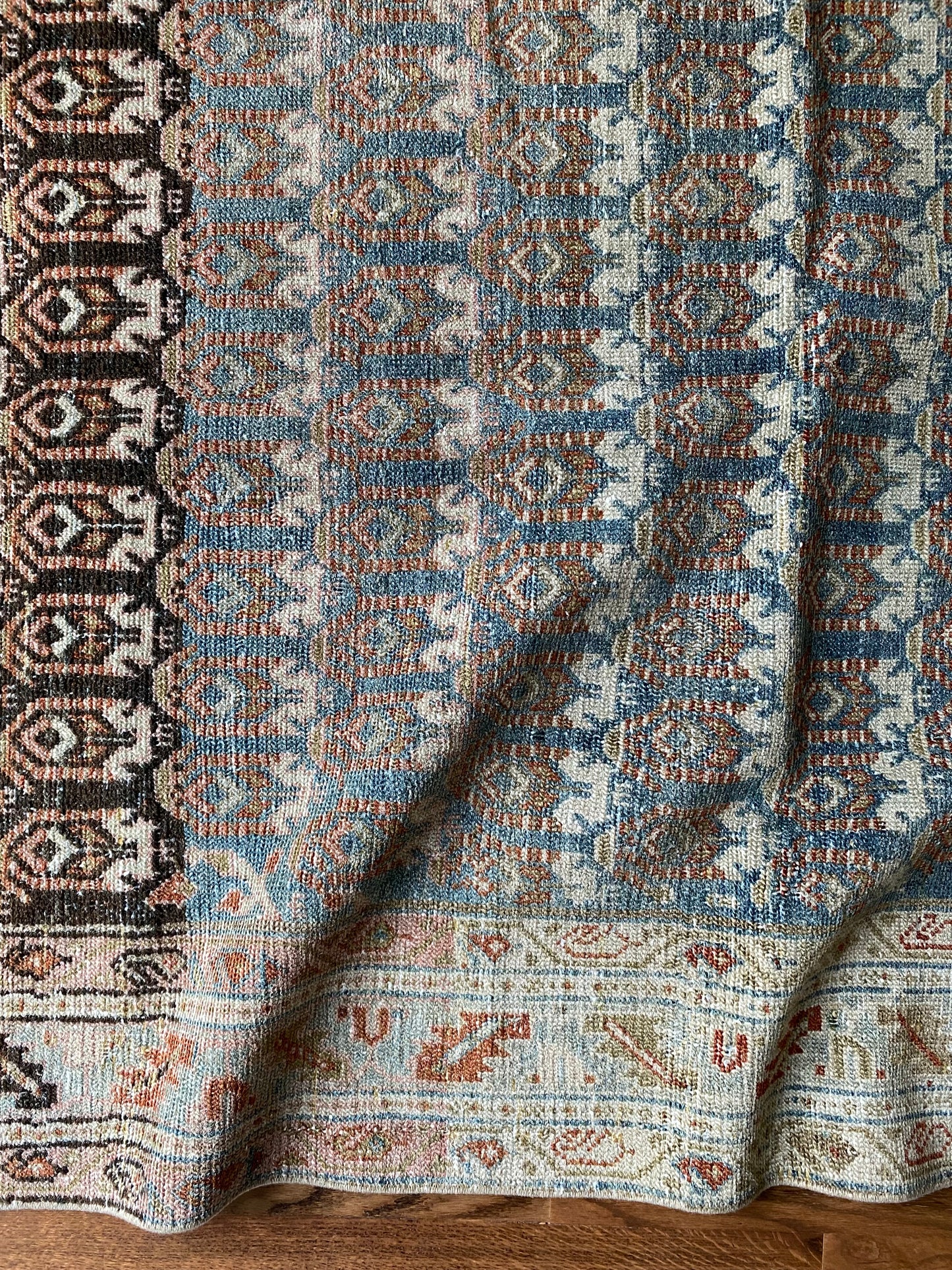 Beatrice 3’11 x 6’4.5