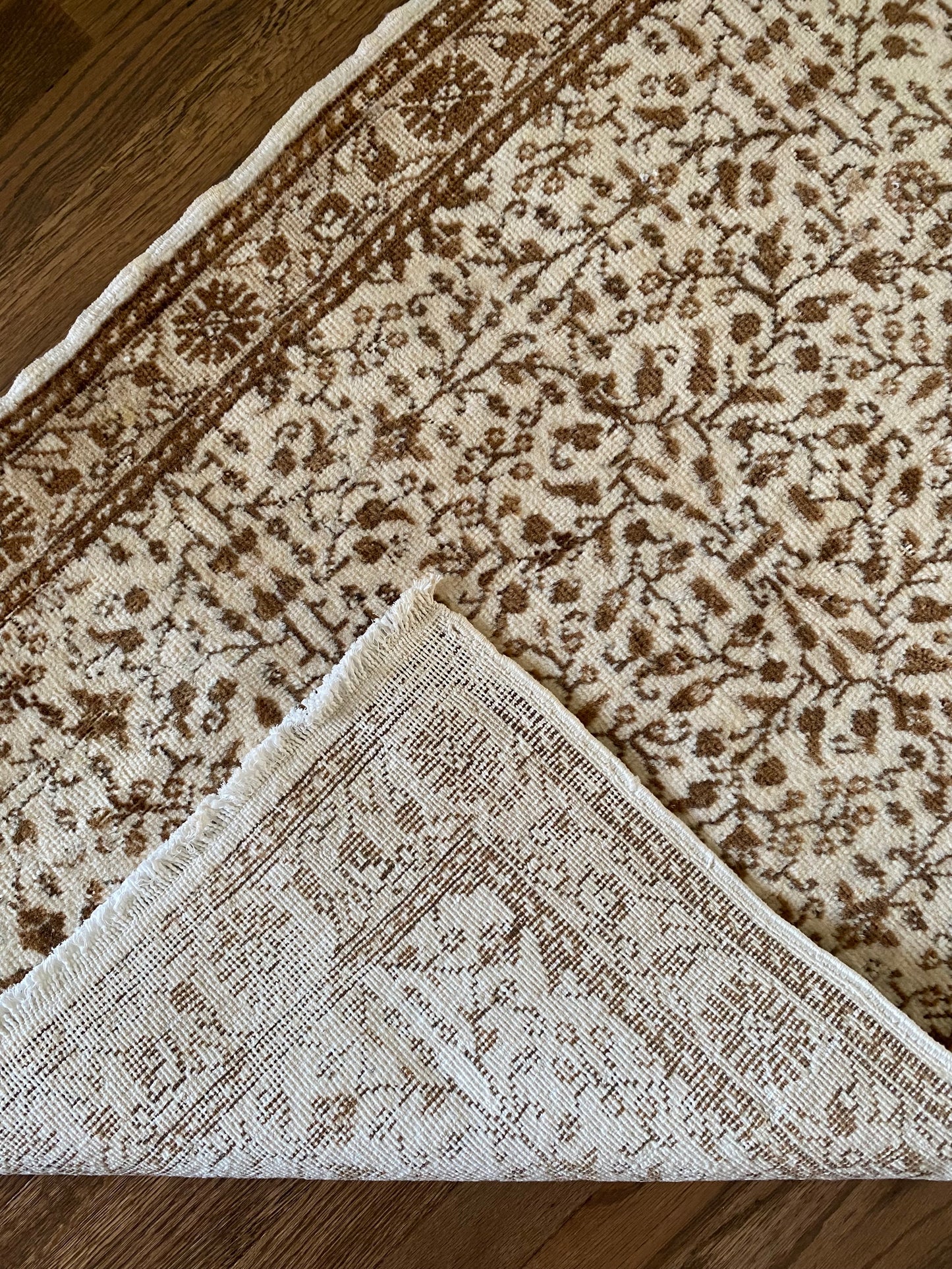 Elora 2’6 x 6’5.5