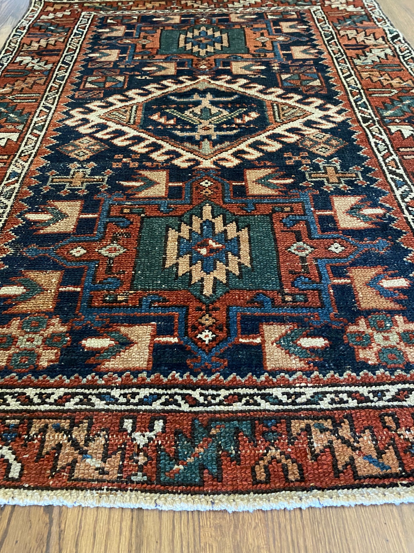Vivian 3’0.5 x 4’1