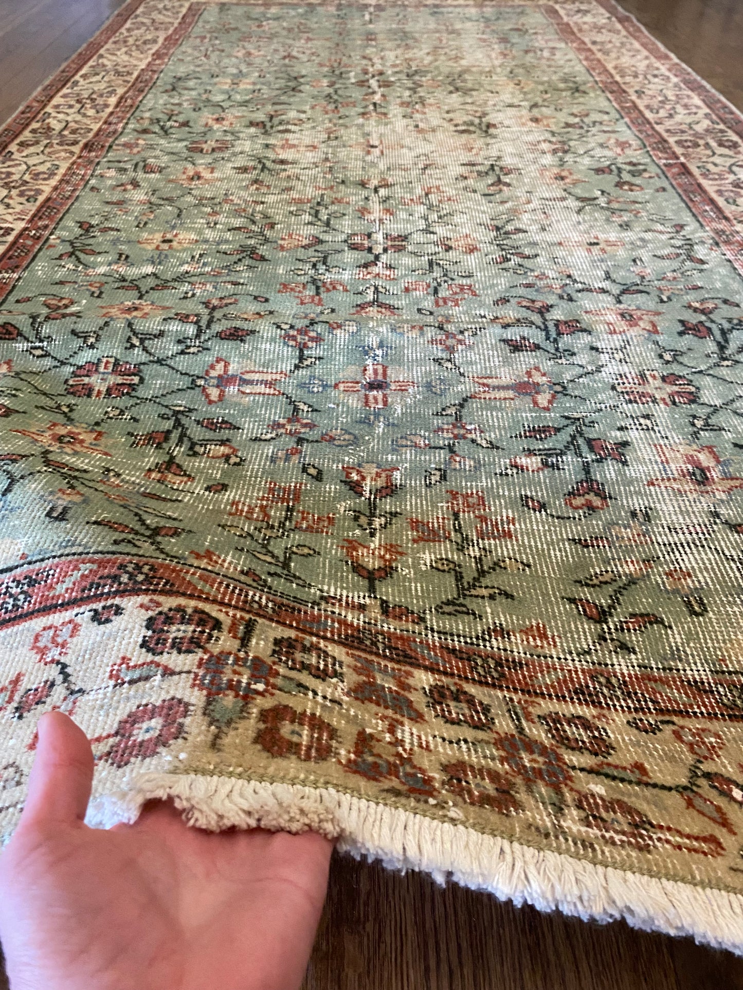 Emery 3’9 x 6’11