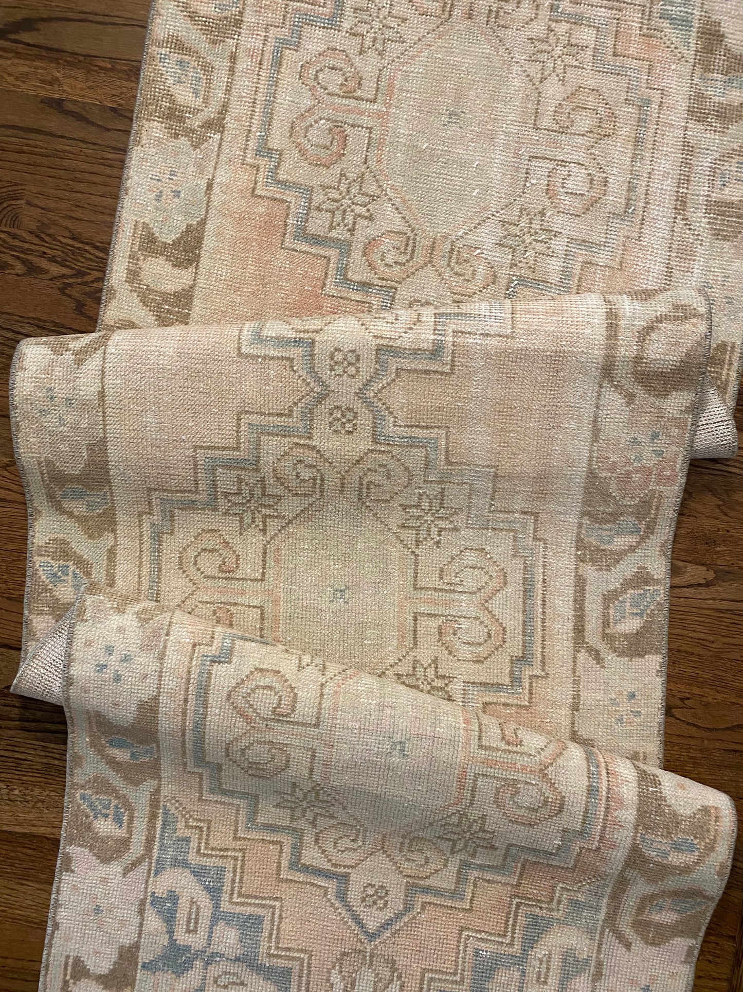 Samantha 2’8 x 8’10