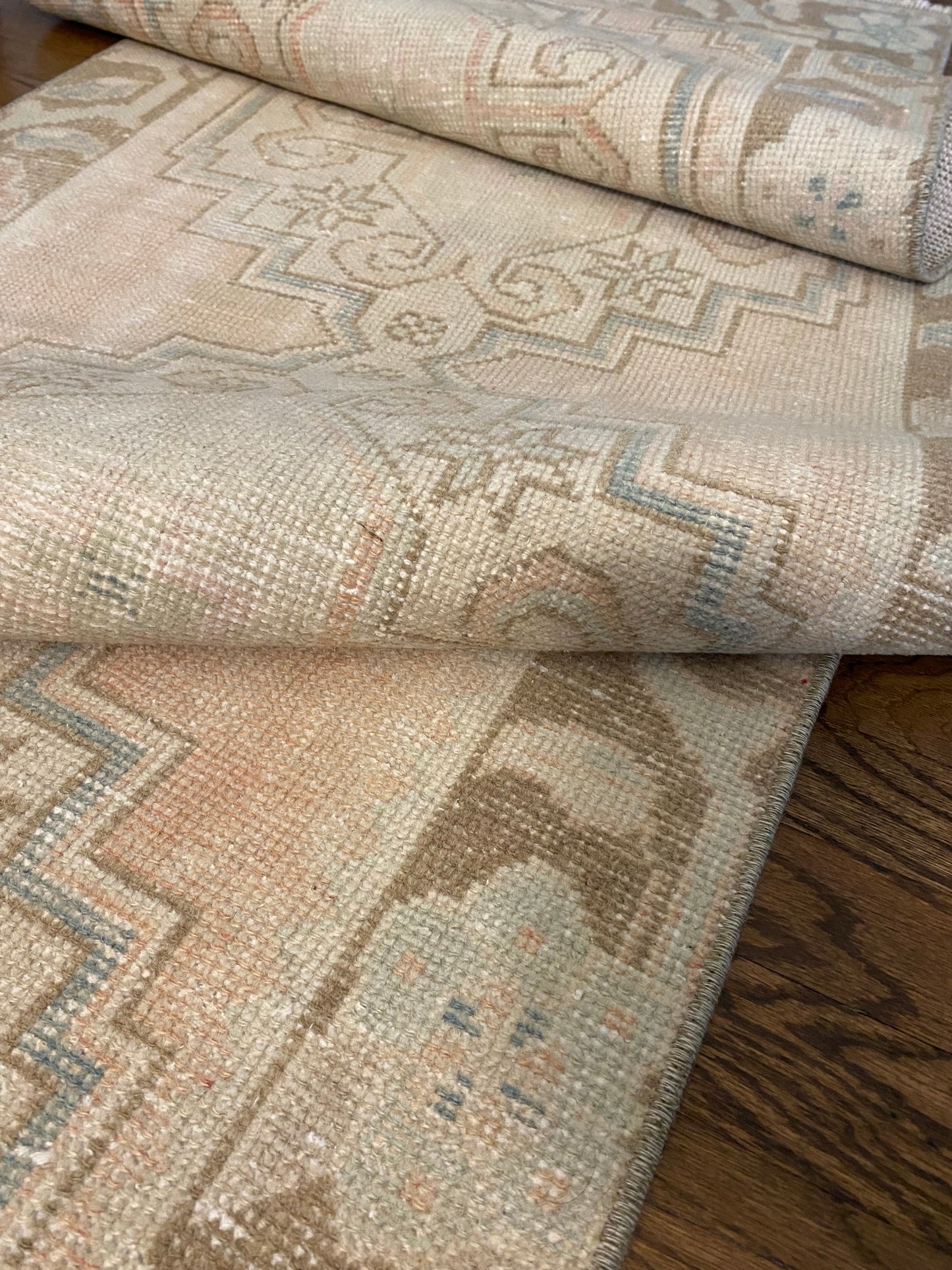 Samantha 2’8 x 8’10