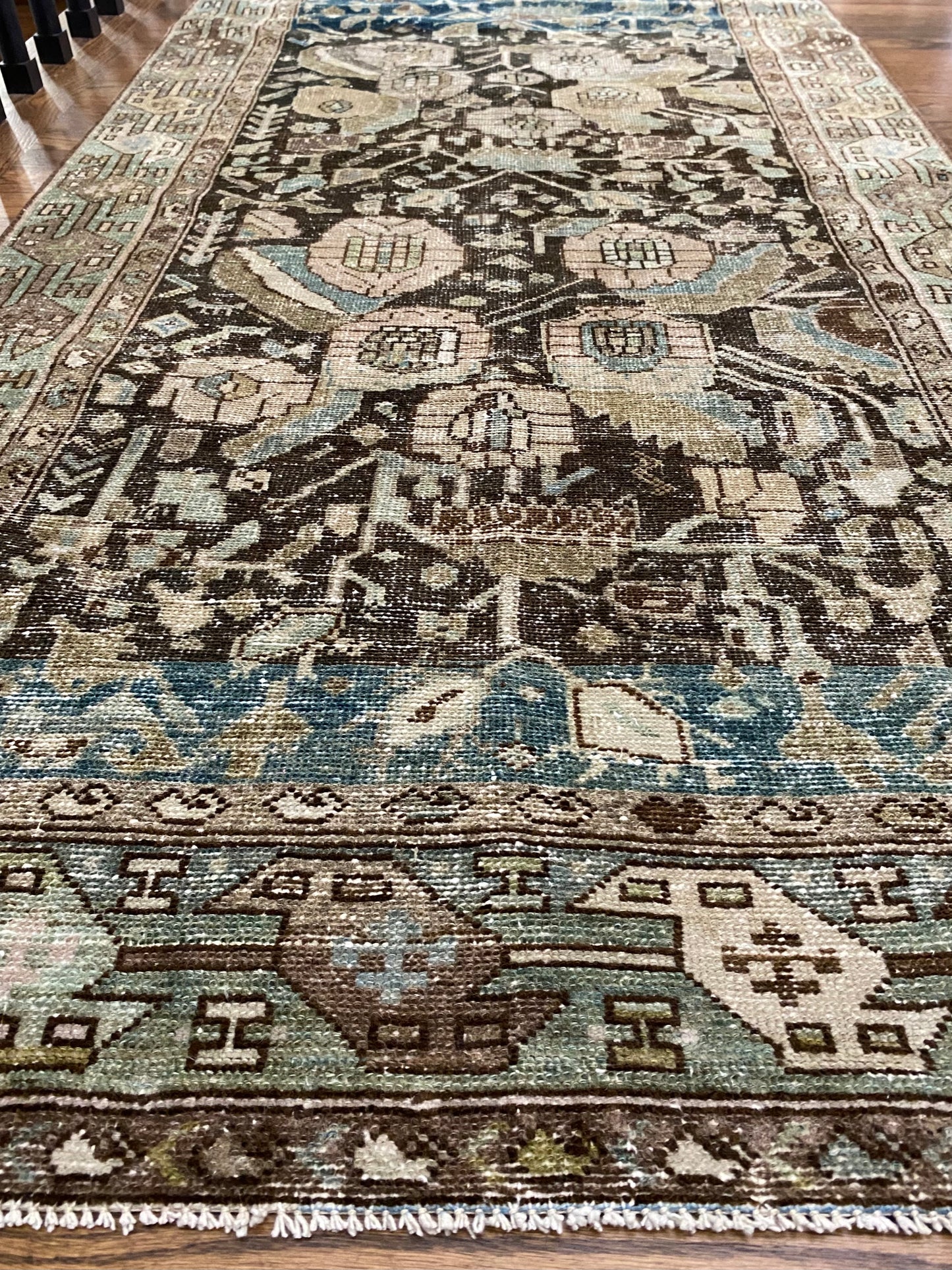Juliet 3’1 x 9’7
