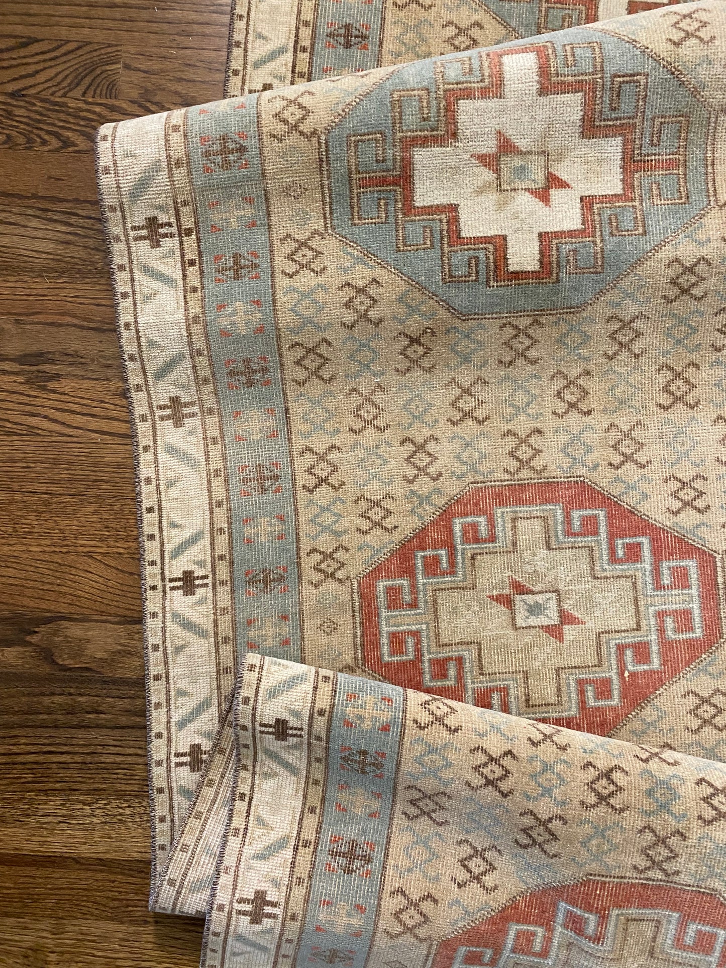 Georgia 2’6.5 x 12’11.5