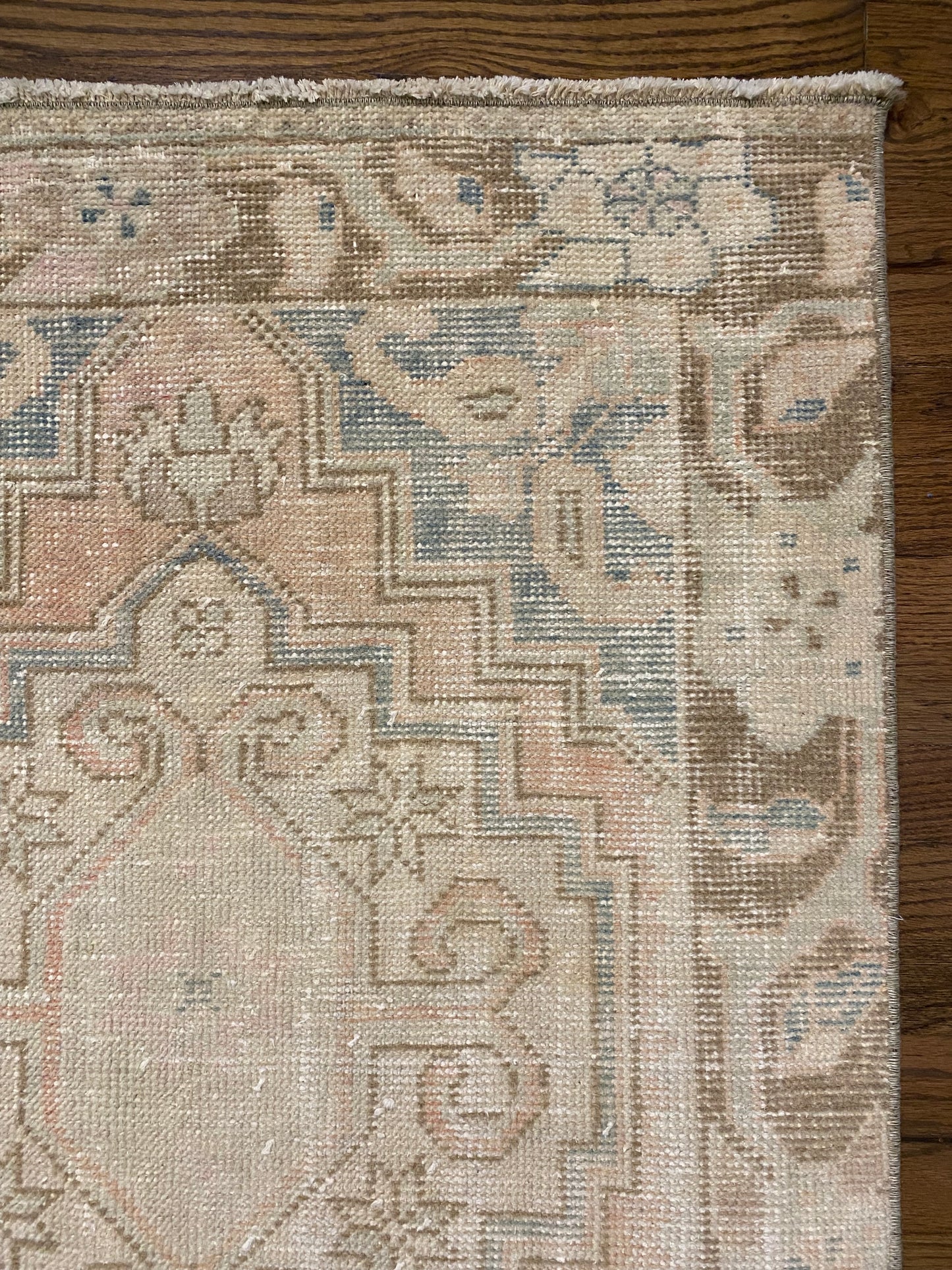 Samantha 2’8 x 8’10