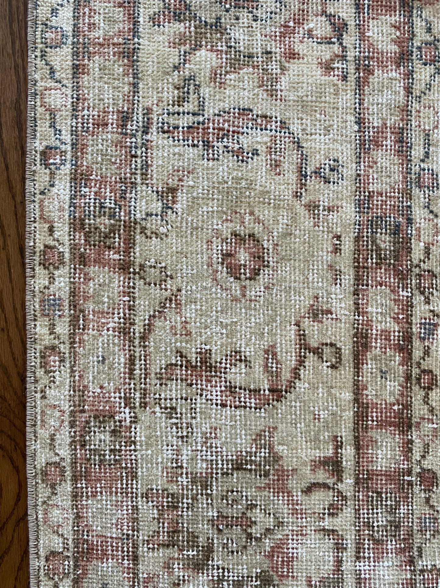 Dotty 8’2.5 x 10’7