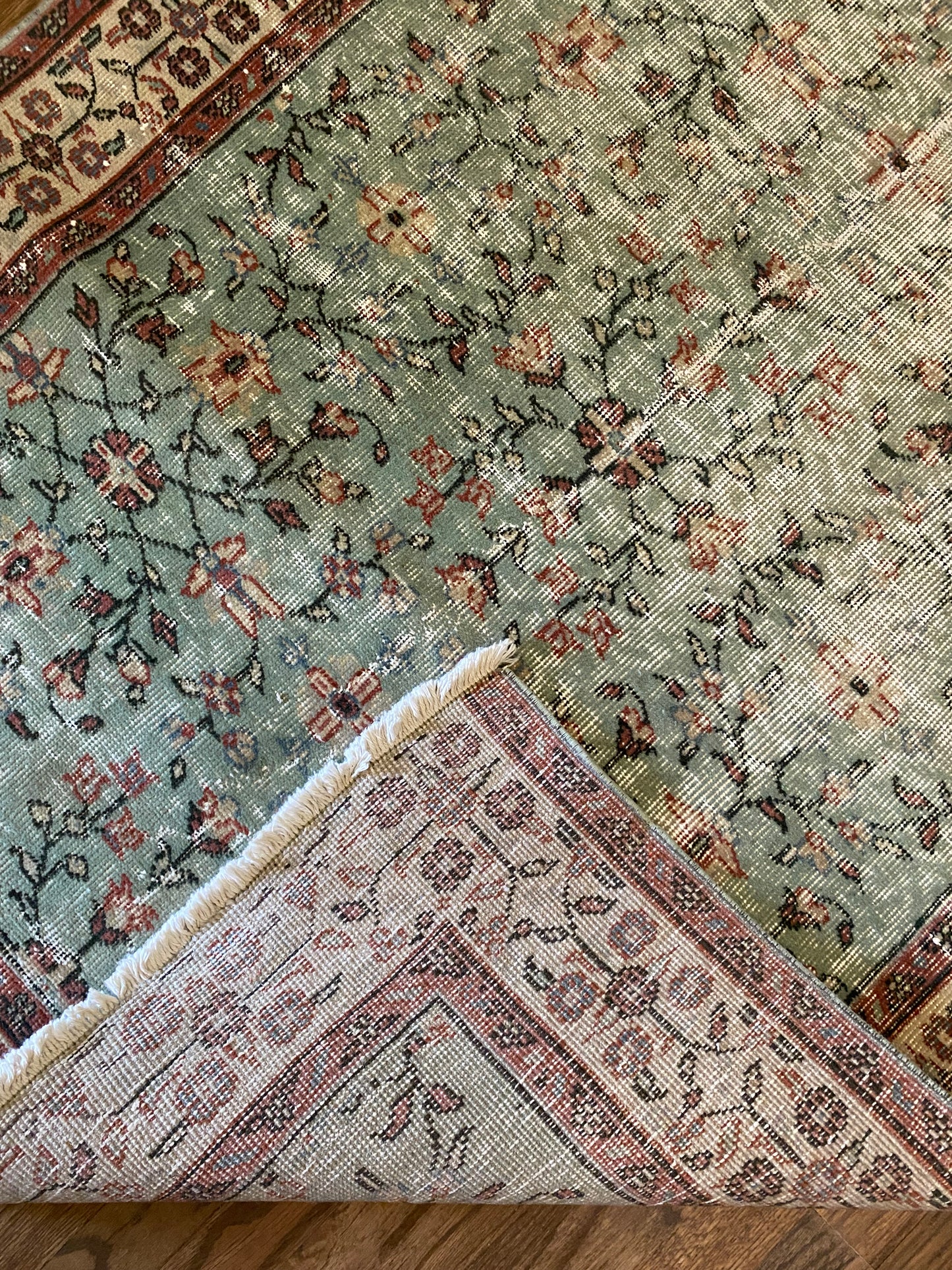 Emery 3’9 x 6’11