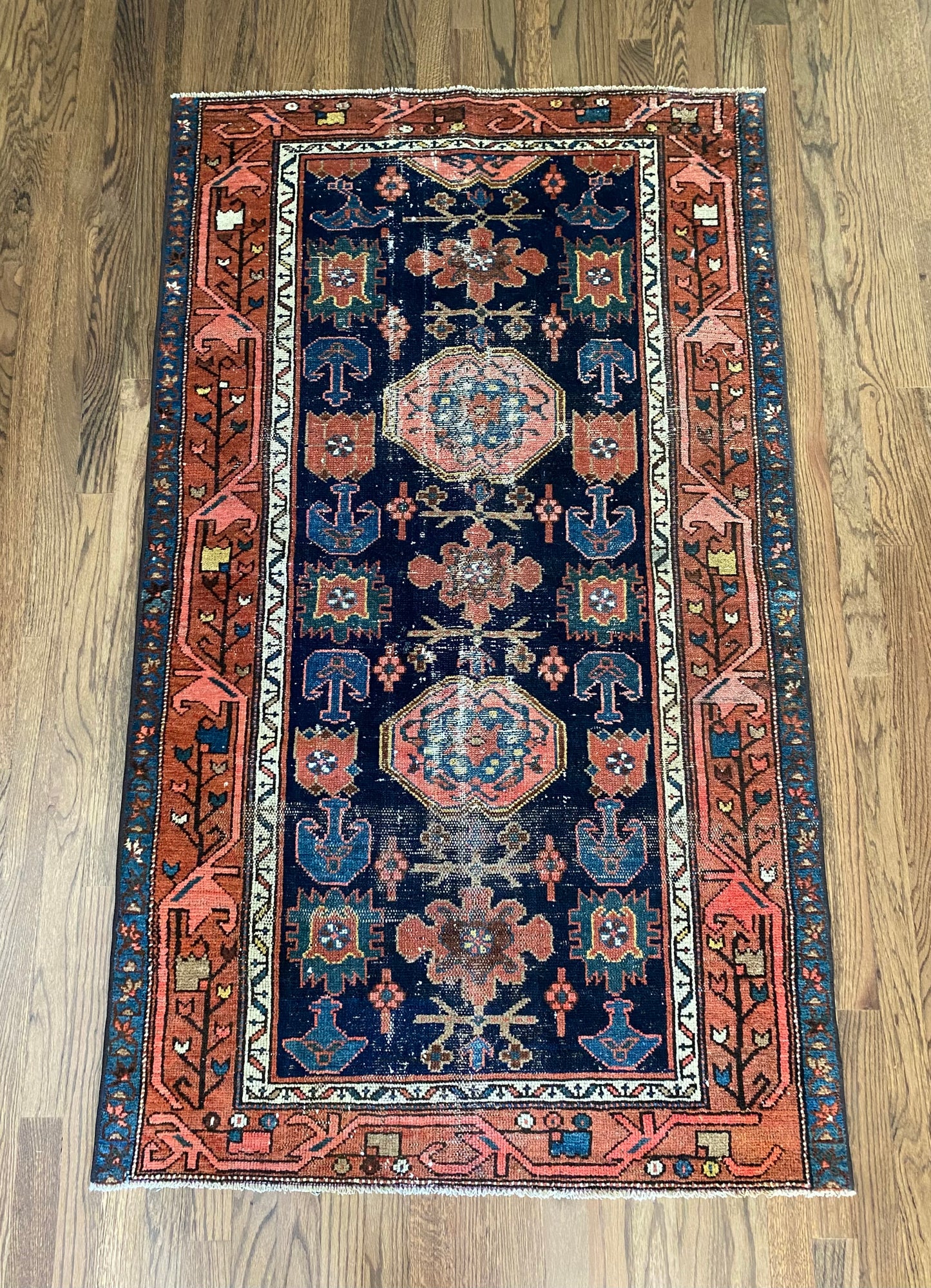 Dakota 3’2.5 x 5’6.5