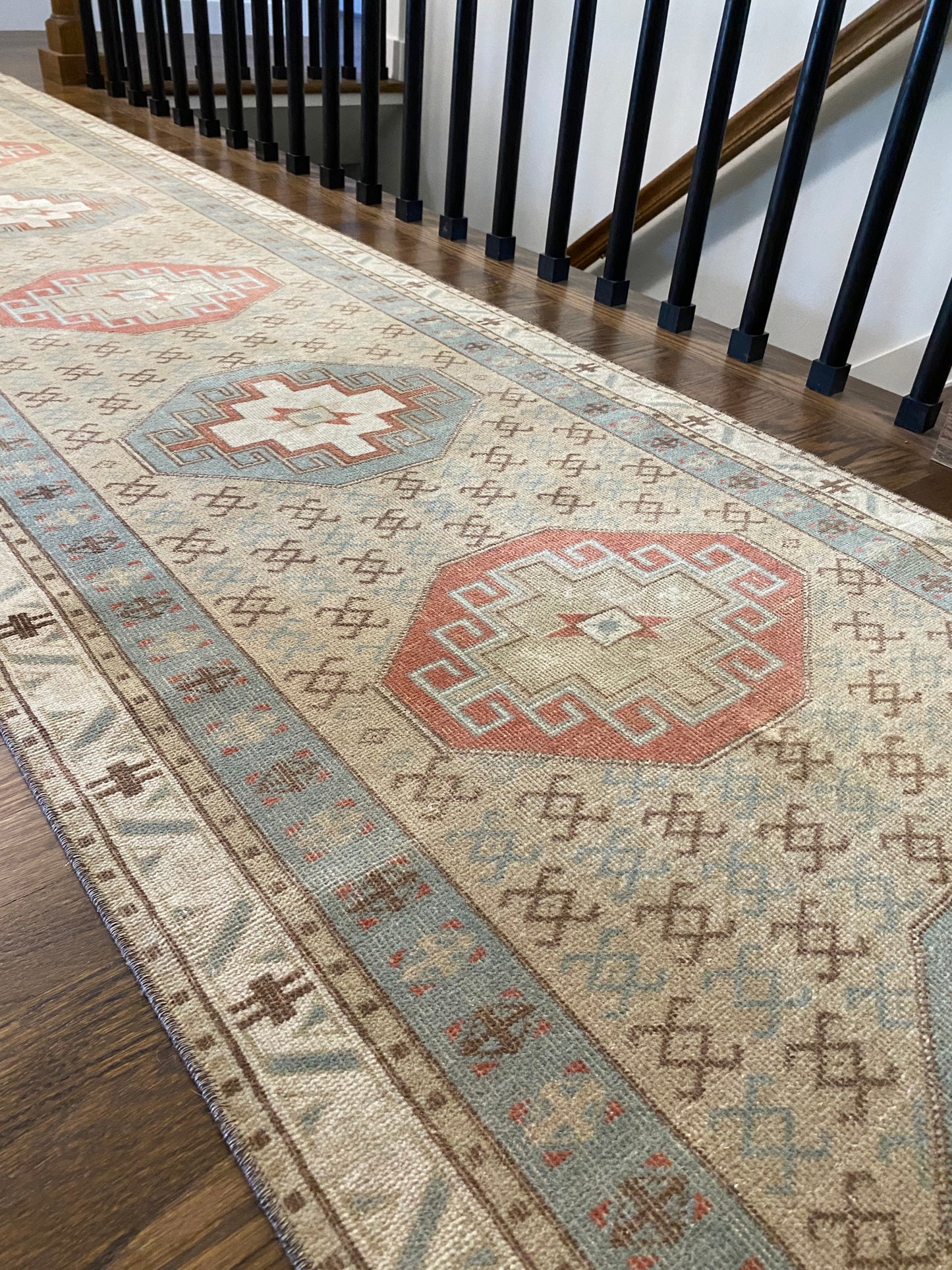 Georgia 2’6.5 x 12’11.5