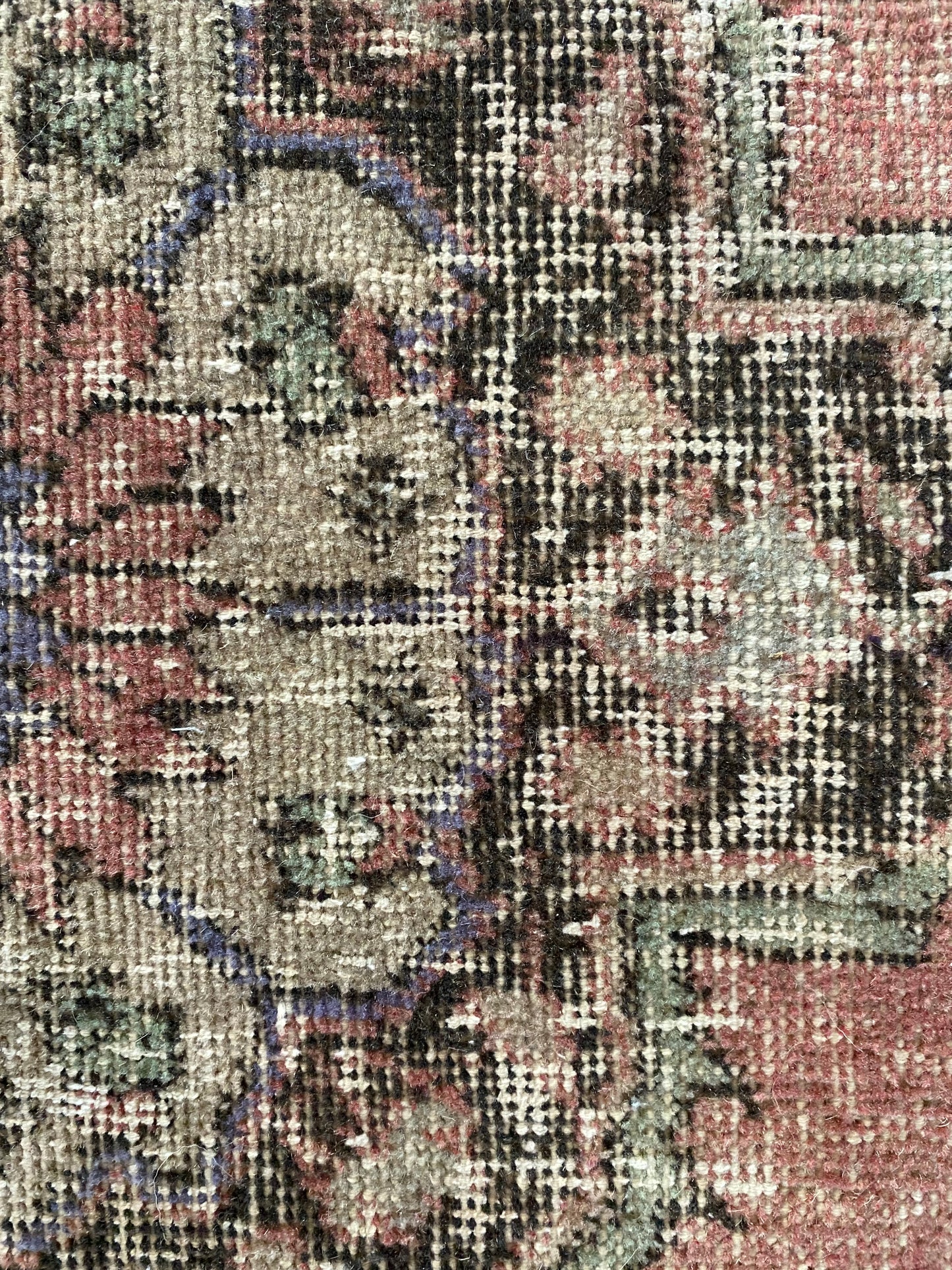 Vera 2’10 x 13’5