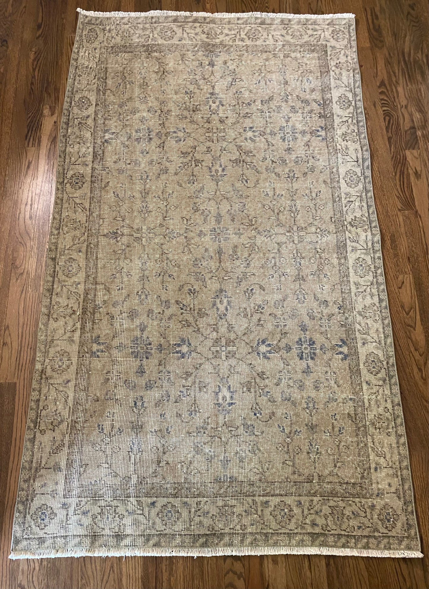 Opal 3’9.5 x 6’7.5