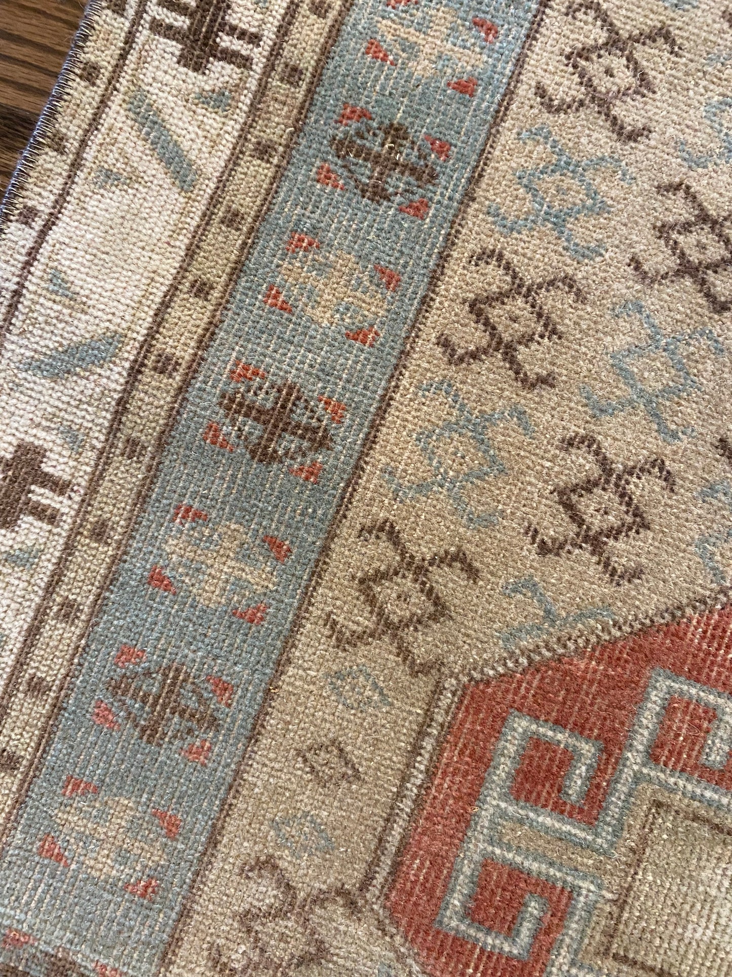 Georgia 2’6.5 x 12’11.5