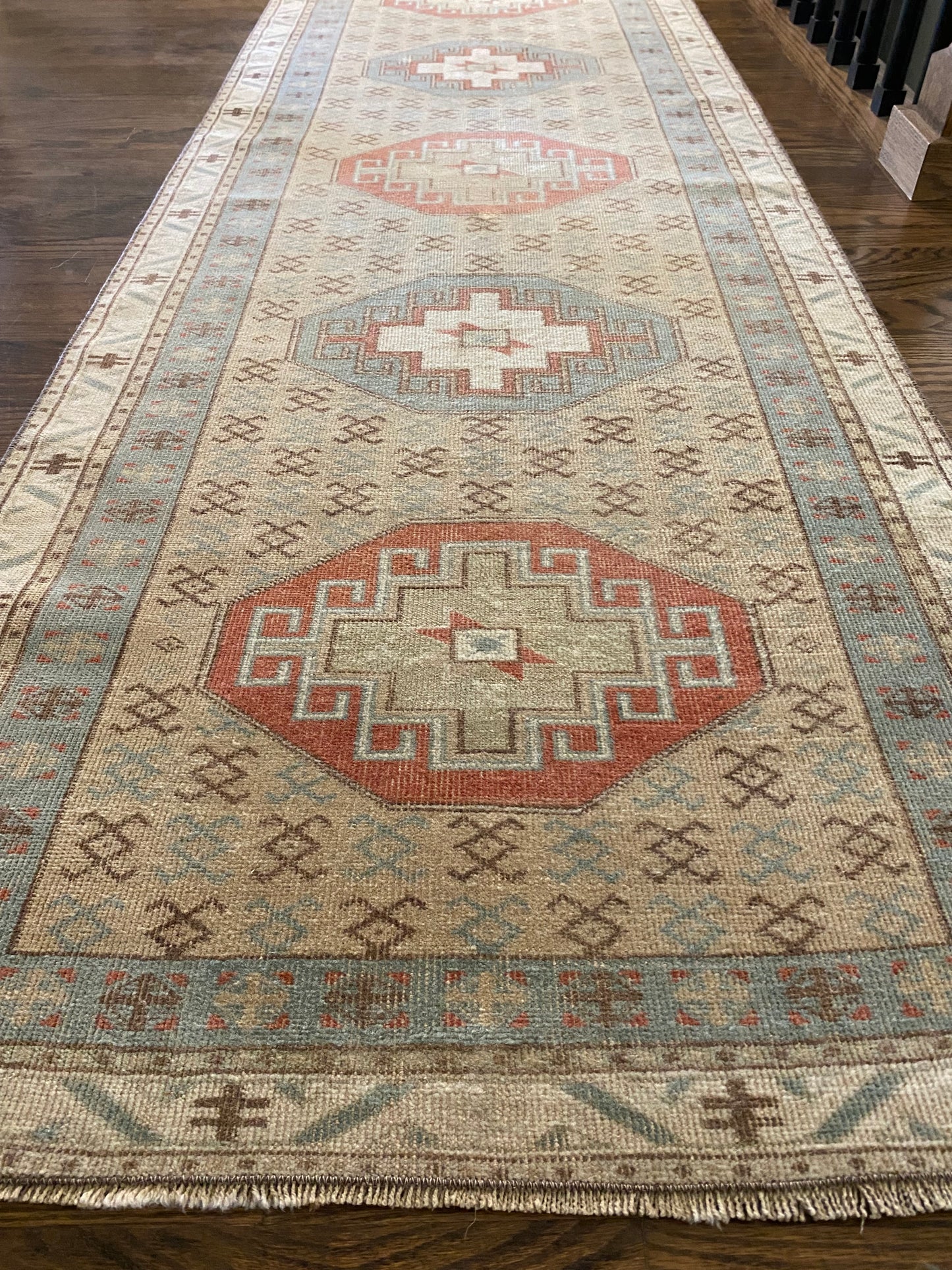 Georgia 2’6.5 x 12’11.5