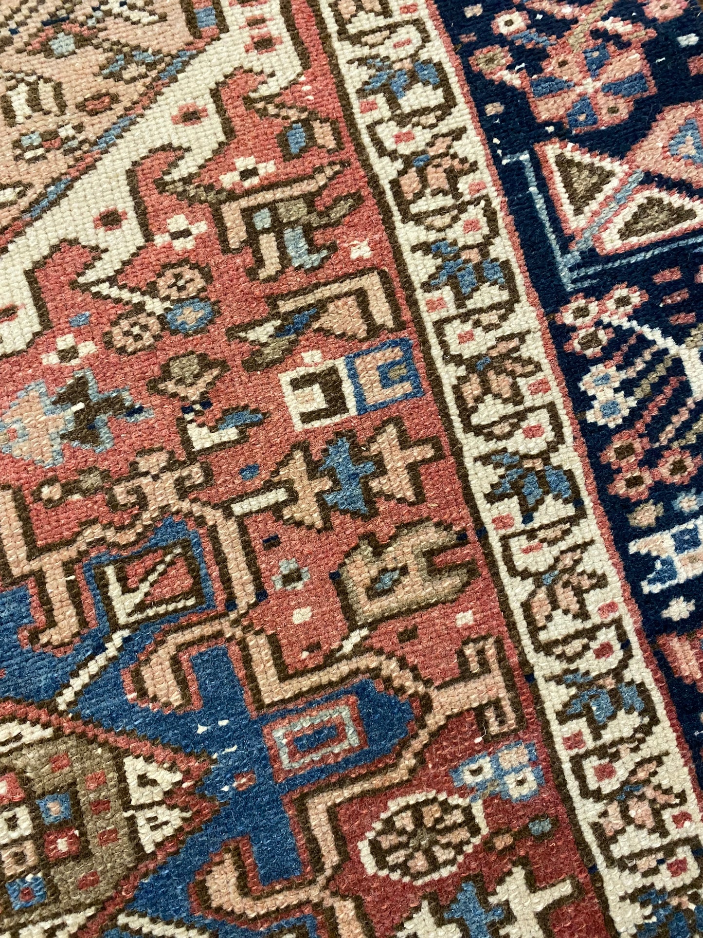 Allyse 3’1.5 x 11’3