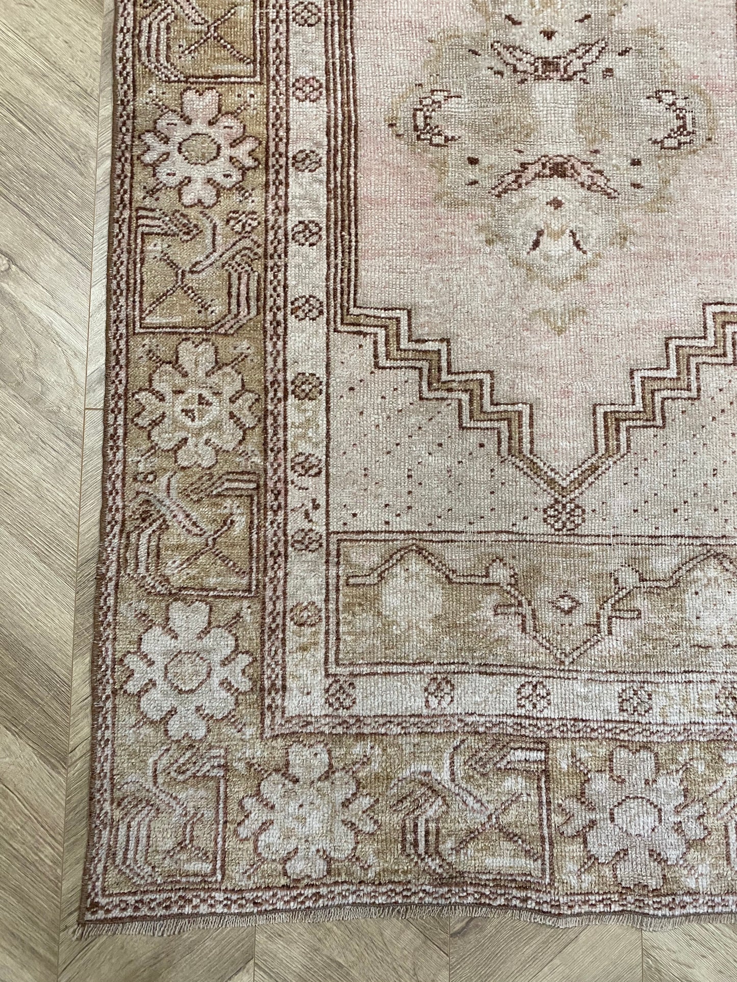 Marina 3’2 x 5’3.5