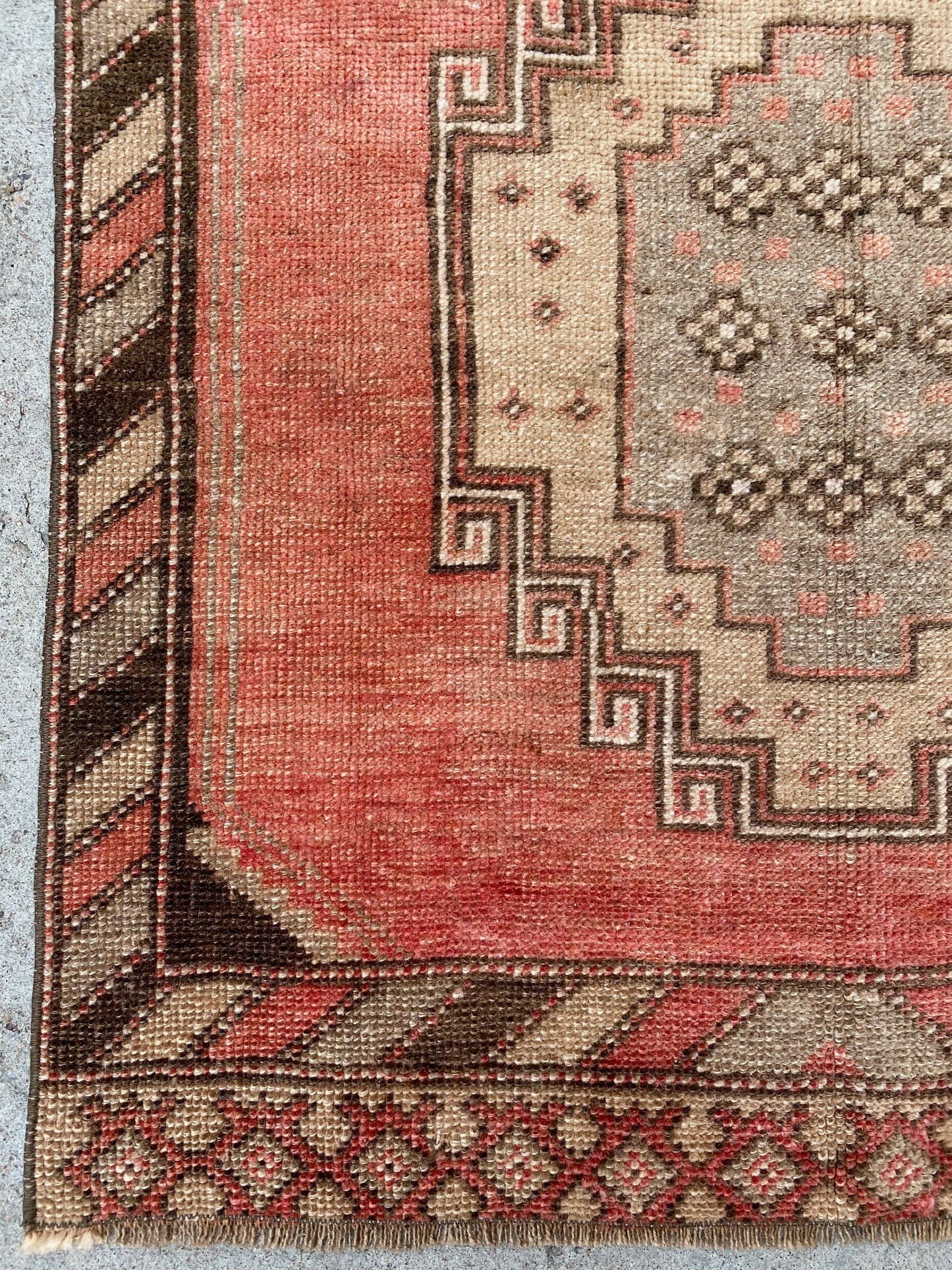 Coachella 2’7 x 6’3.5