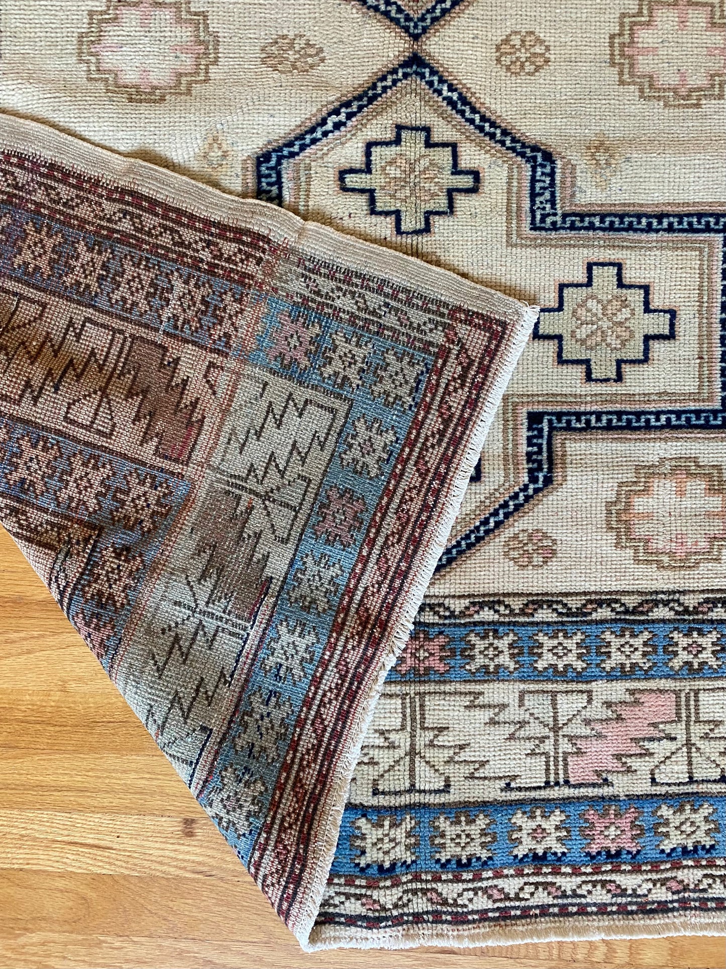 Charleston 5'2.5 x 7'5