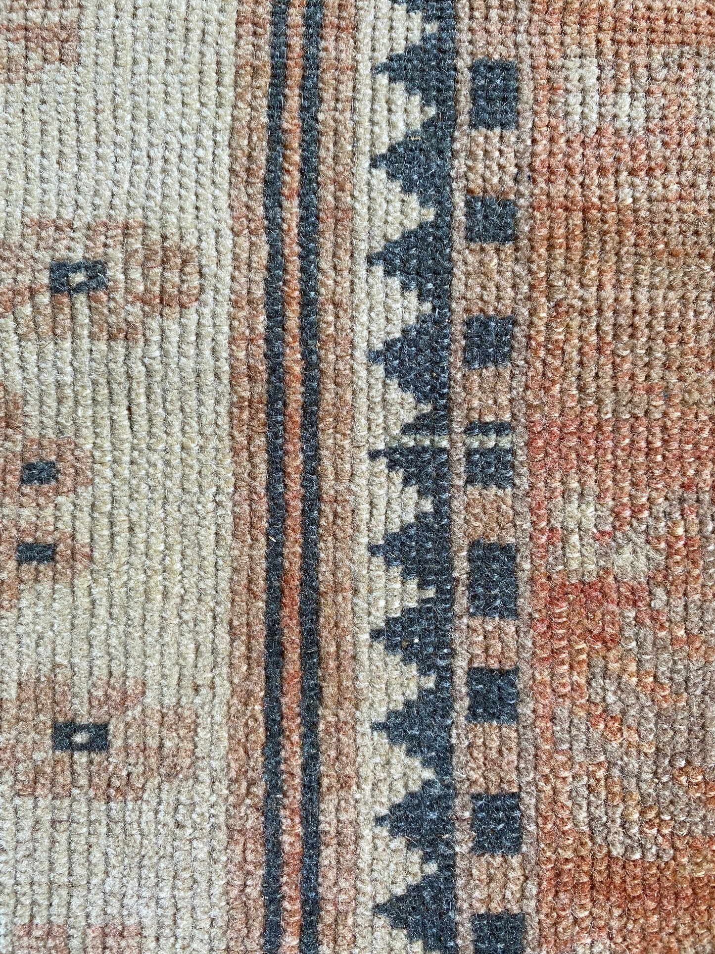 Cora 2’8.5 x 4’2