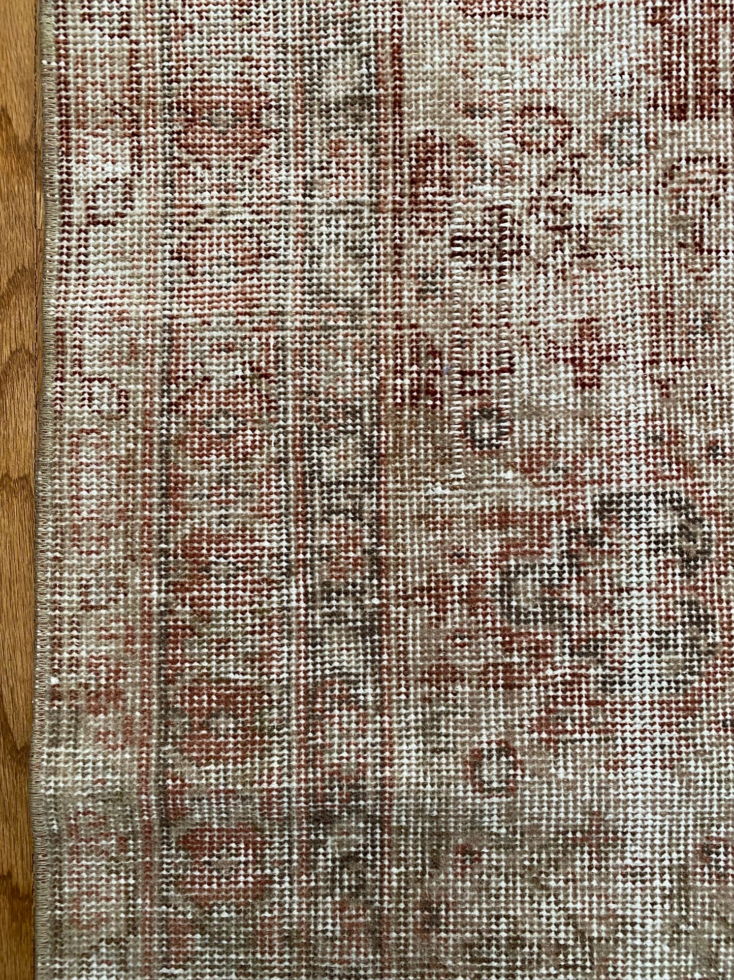 Alice 9’5 x 12’8