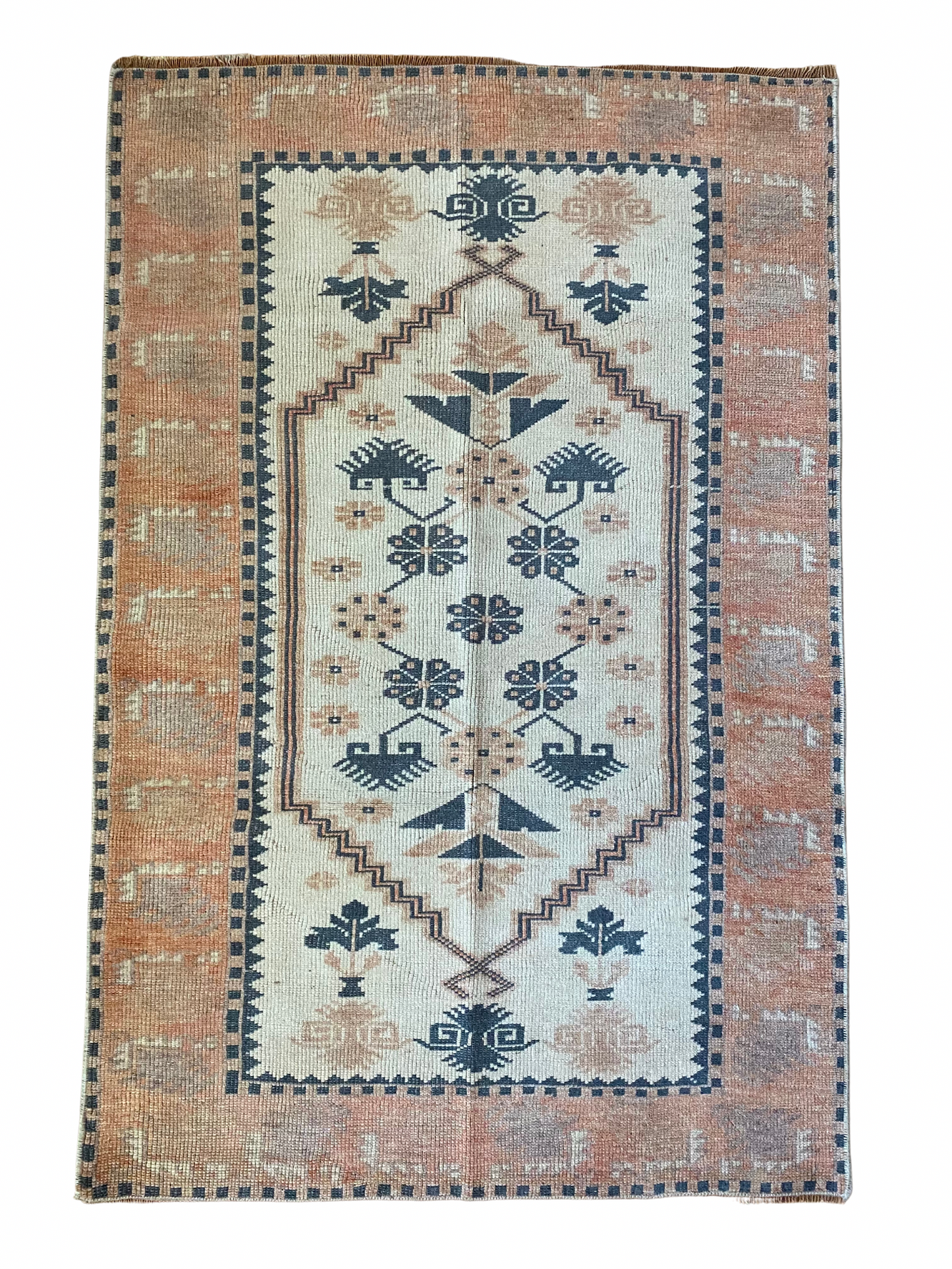 Cora 2’8.5 x 4’2