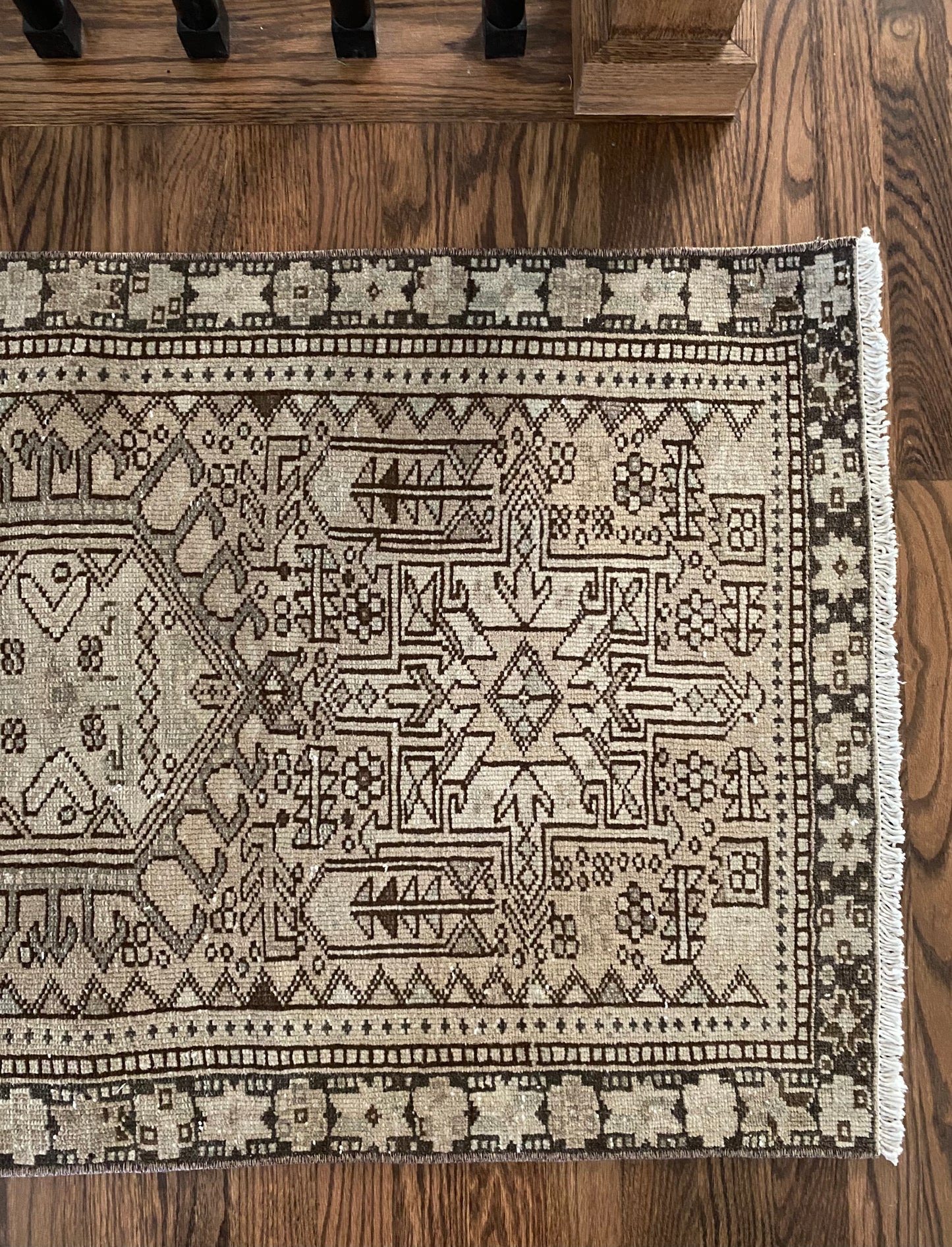 Luca 2’3.5 x 8’8