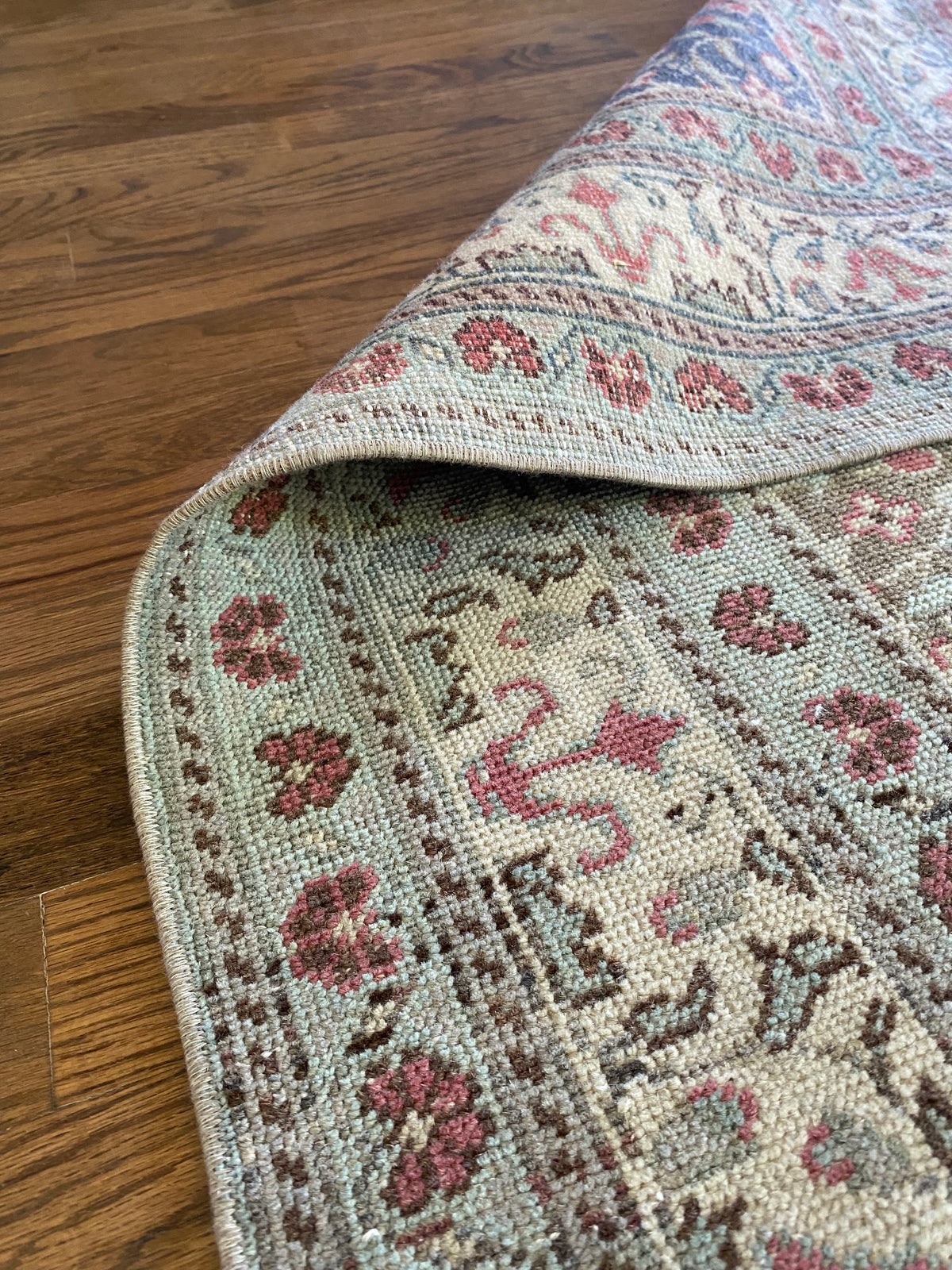 Vintage Kayseri Wool Rug 4’10”x7’3” – Hand-Knotted Mushroom Scatter Rug | Jillian