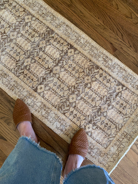 Alessia 1’8 x 4’5.5