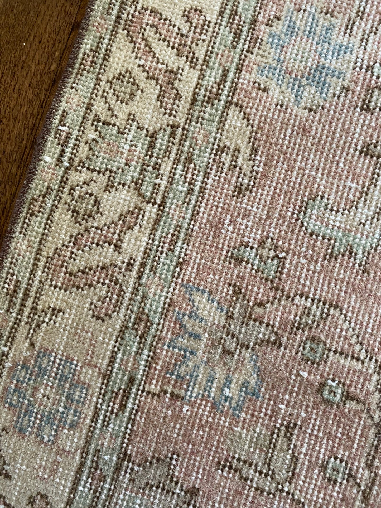 Vintage Turkish Wool Rug 4’x7’5” – Hand-Knotted Dusty Rose Scatter Rug | Emilia
