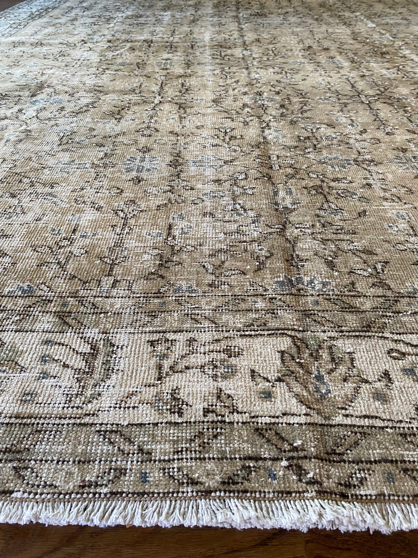 Vintage Turkish Wool Area Rug 7’9”x10’9.5” – Hand-Knotted Neutral Allover Pattern Rug | Hannah