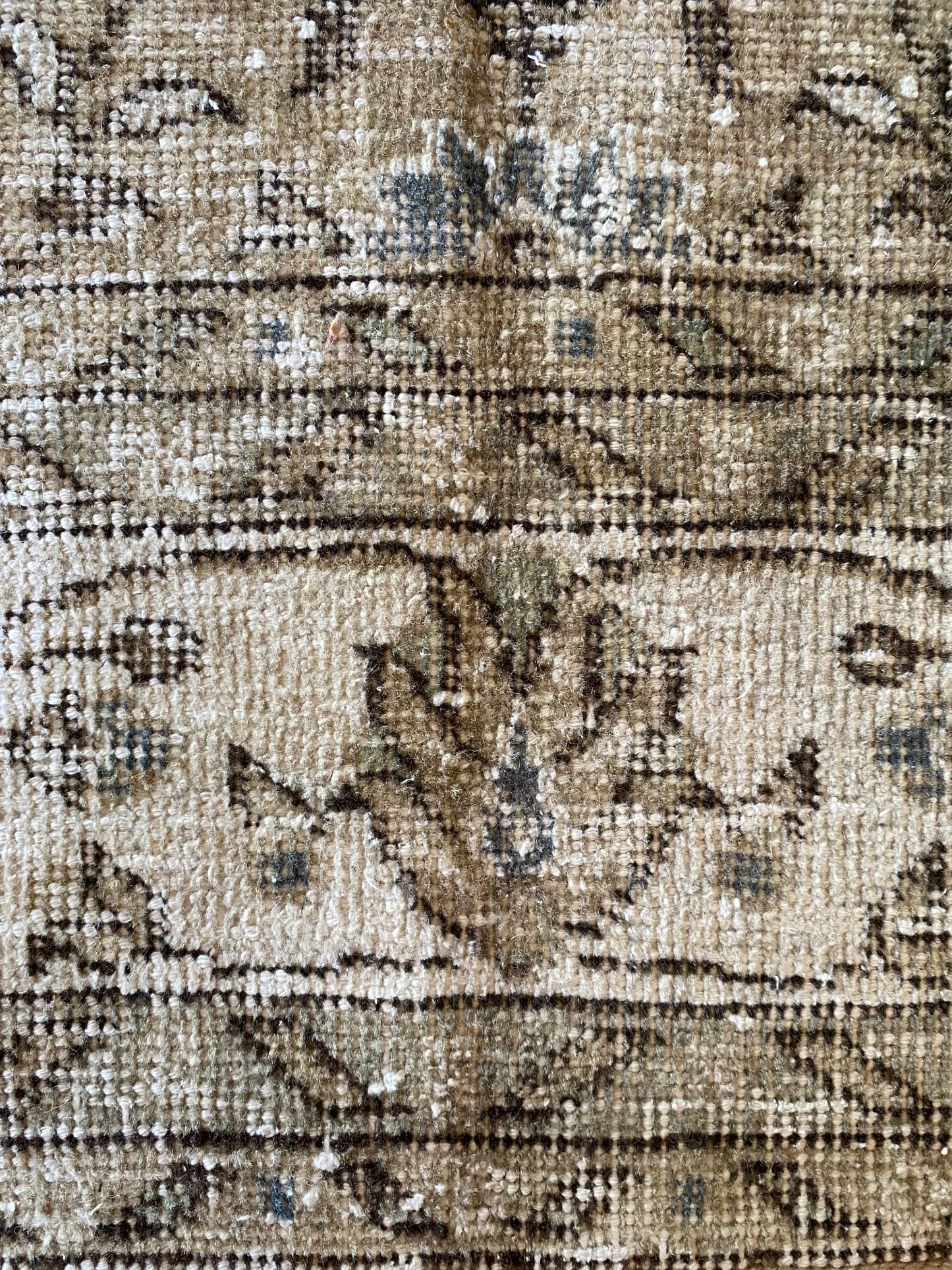 Vintage Turkish Wool Area Rug 7’9”x10’9.5” – Hand-Knotted Neutral Allover Pattern Rug | Hannah