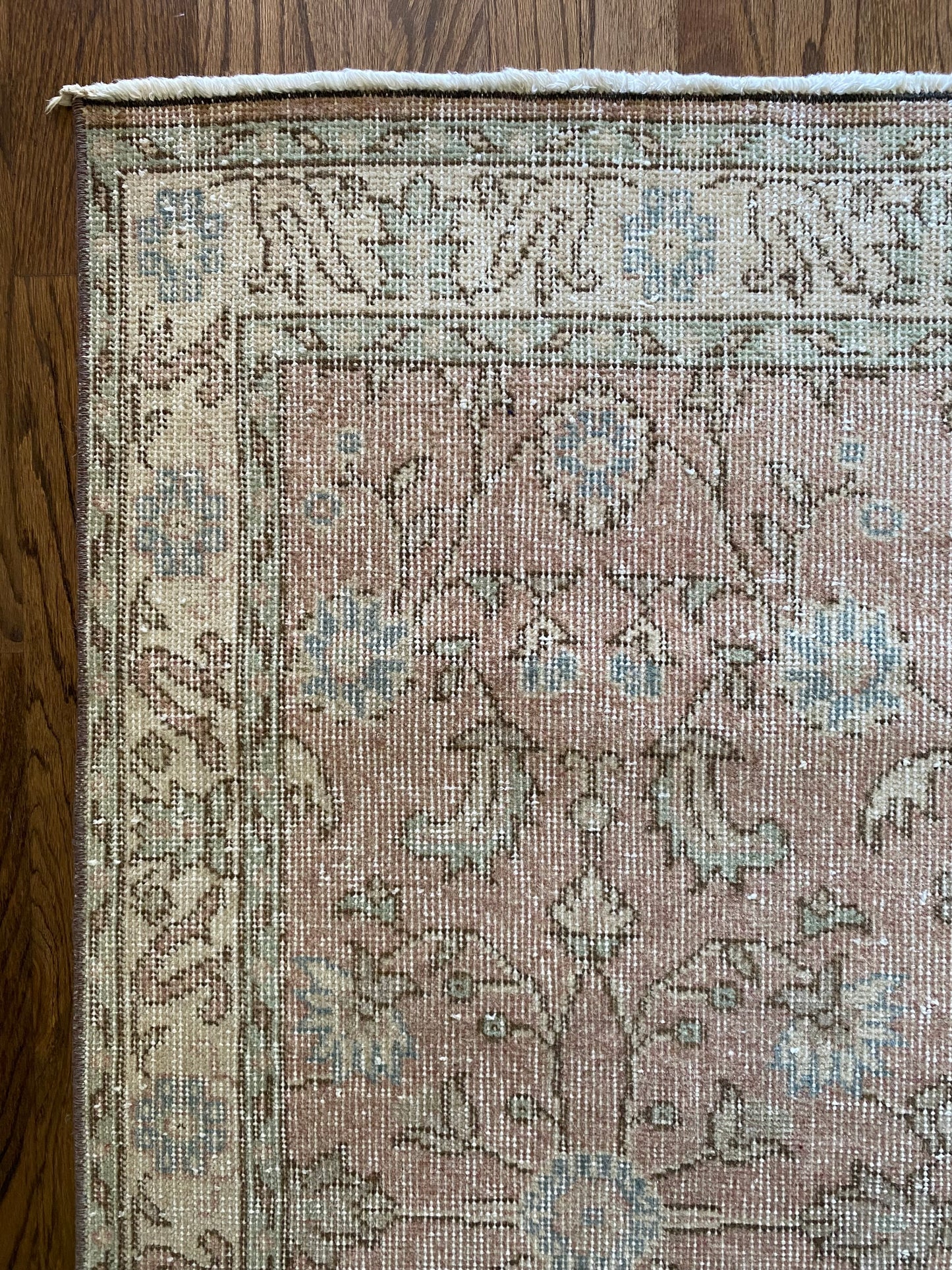 Vintage Turkish Wool Rug 4’x7’5” – Hand-Knotted Dusty Rose Scatter Rug | Emilia