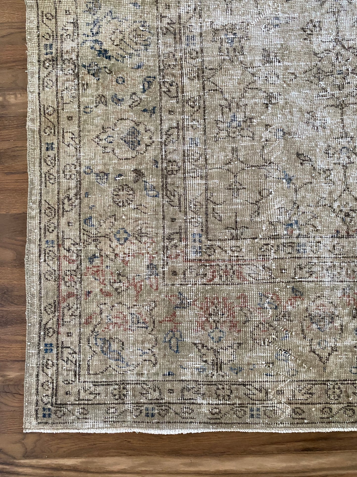 Vintage Turkish Wool Area Rug 9’10”x12’9.5” – Hand-Knotted Neutral Rug | Eden