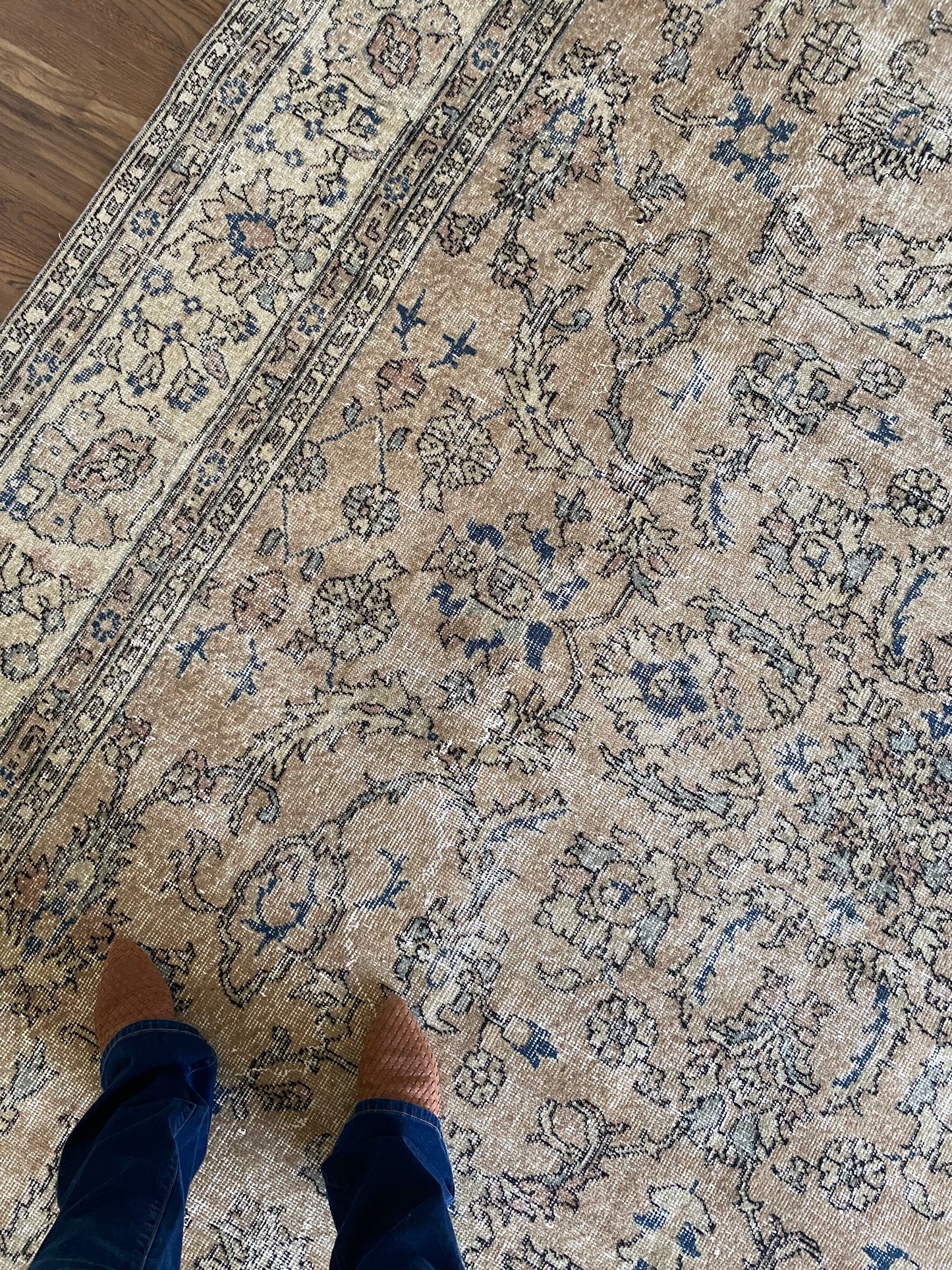 Khloe 8’7.5 x 12’2.5