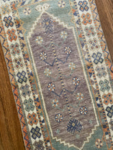 Load image into Gallery viewer, Molly 2’2 x 4’9
