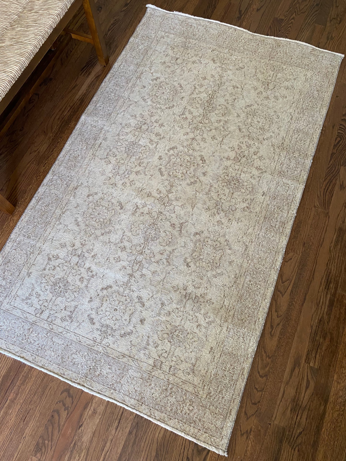 Vintage Turkish Wool Rug 3’9”x6’6.5” – Hand-Knotted Neutral Scatter Rug | Eloise