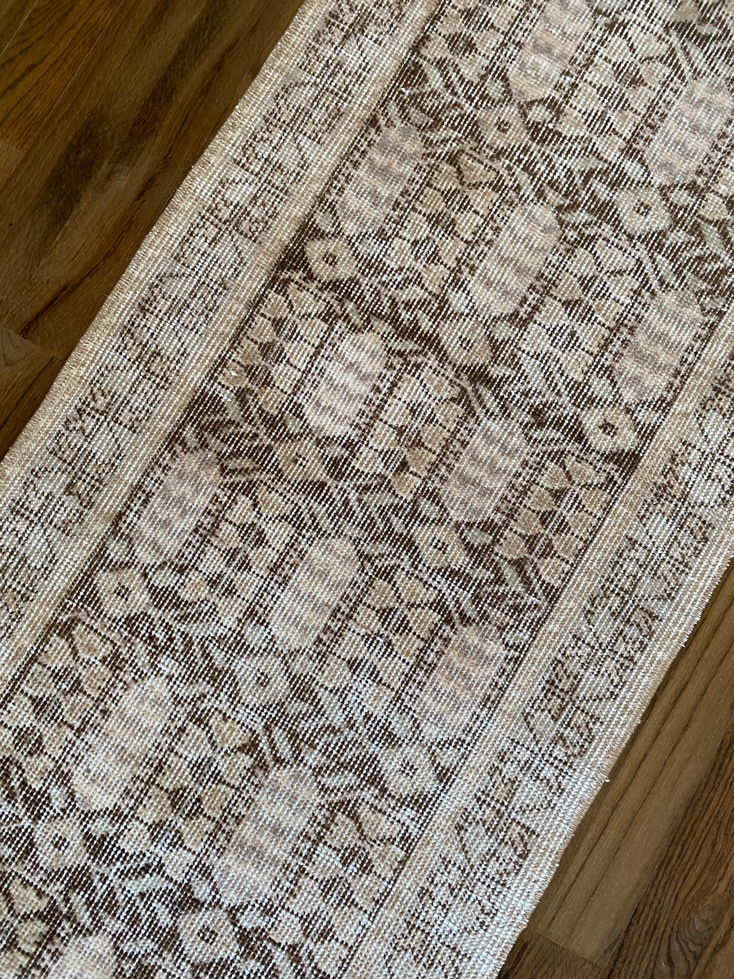 Alessia 1’8 x 4’5.5