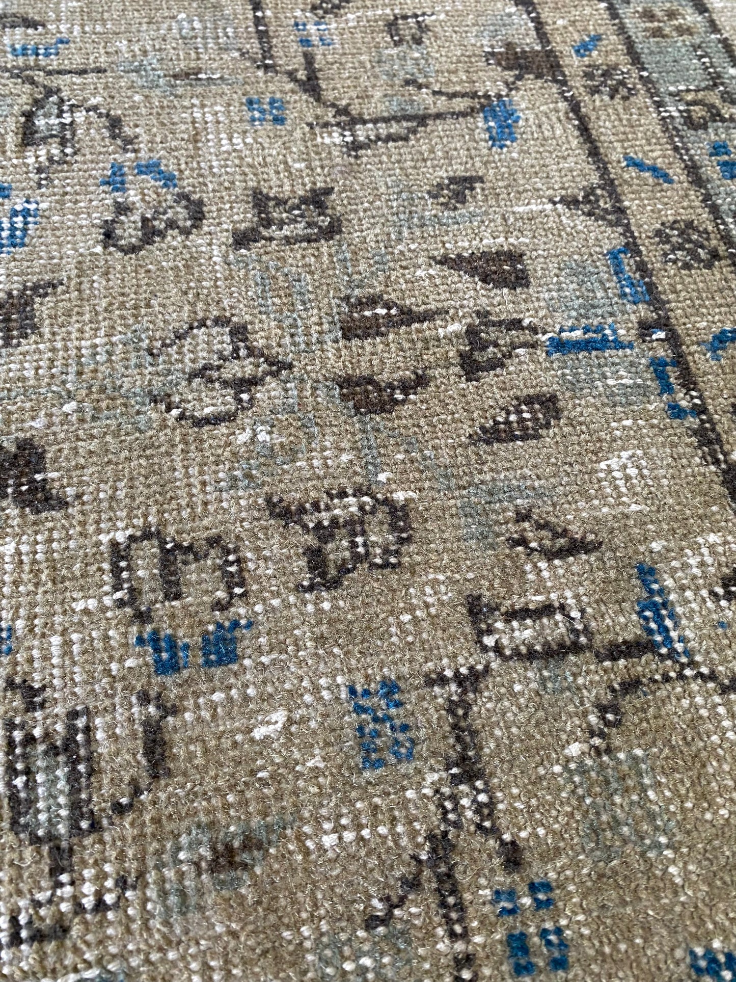 Vintage Turkish Wool Area Rug 9’4x12’2” – Hand-Knotted Neutral Rug | Rory