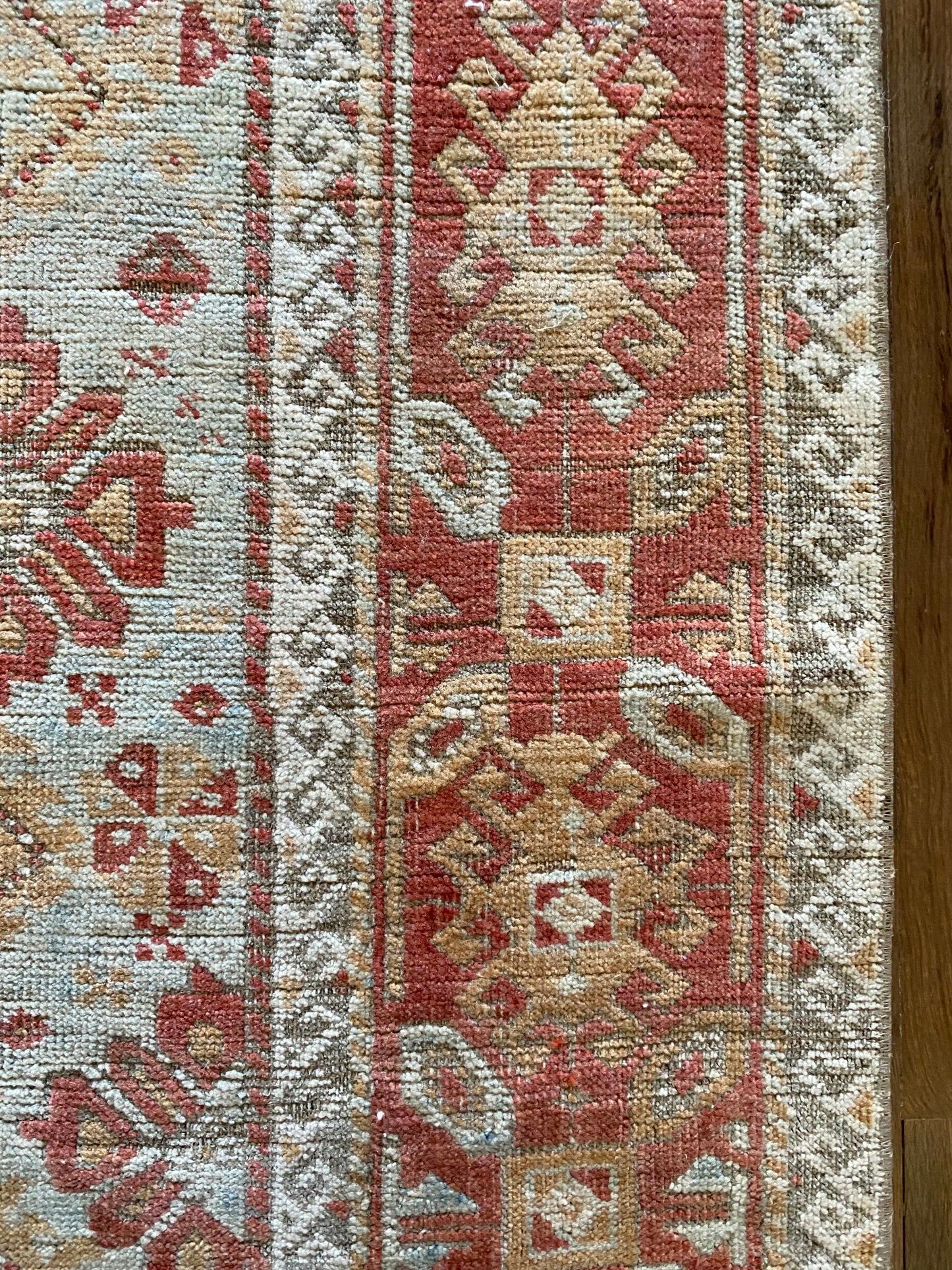 Odette 2’10 x 5’9