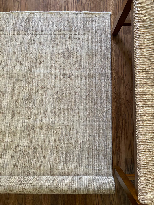 Vintage Turkish Wool Rug 3’9”x6’6.5” – Hand-Knotted Neutral Scatter Rug | Eloise