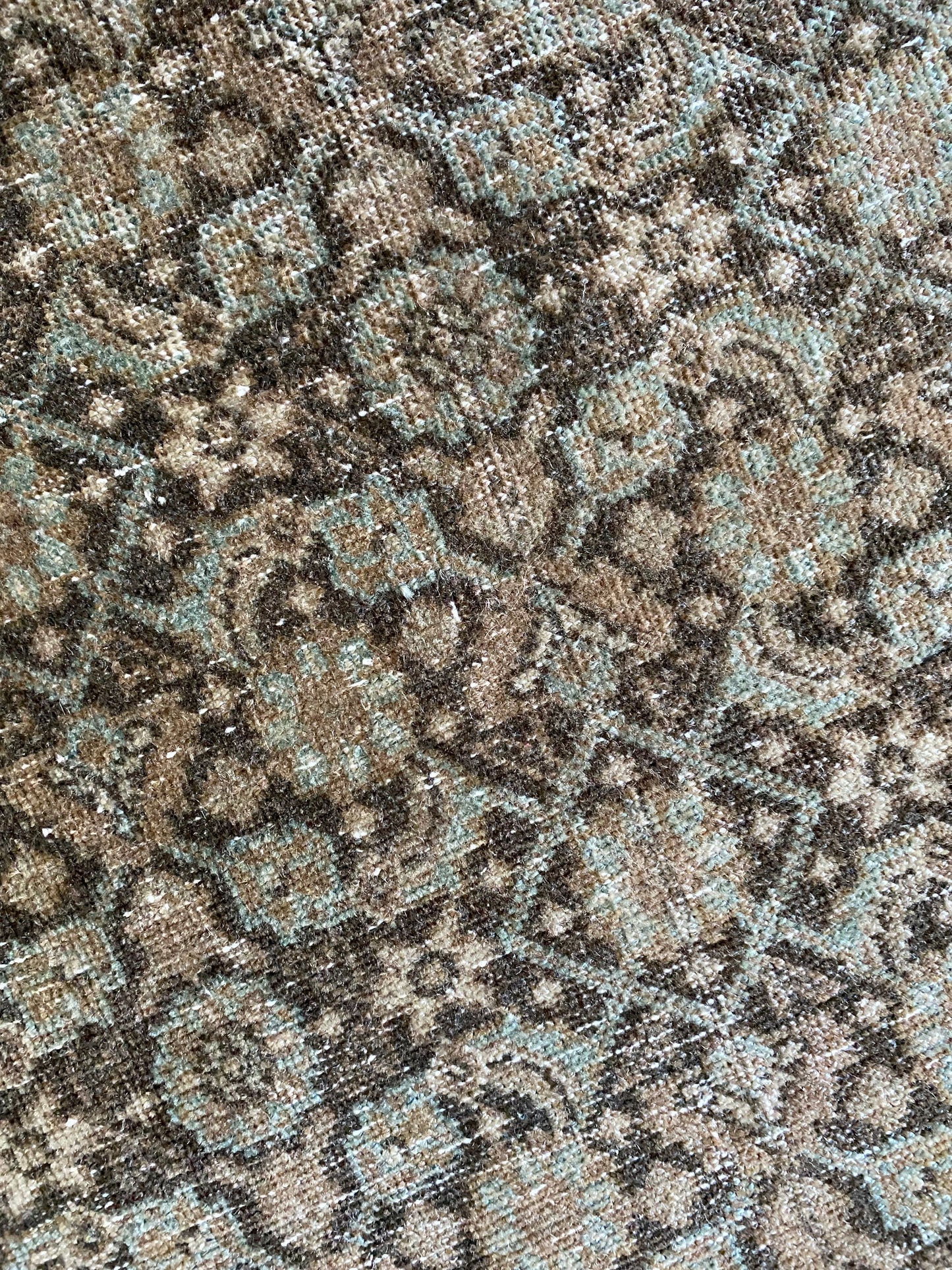 Jacqueline 7’8 x 10’8