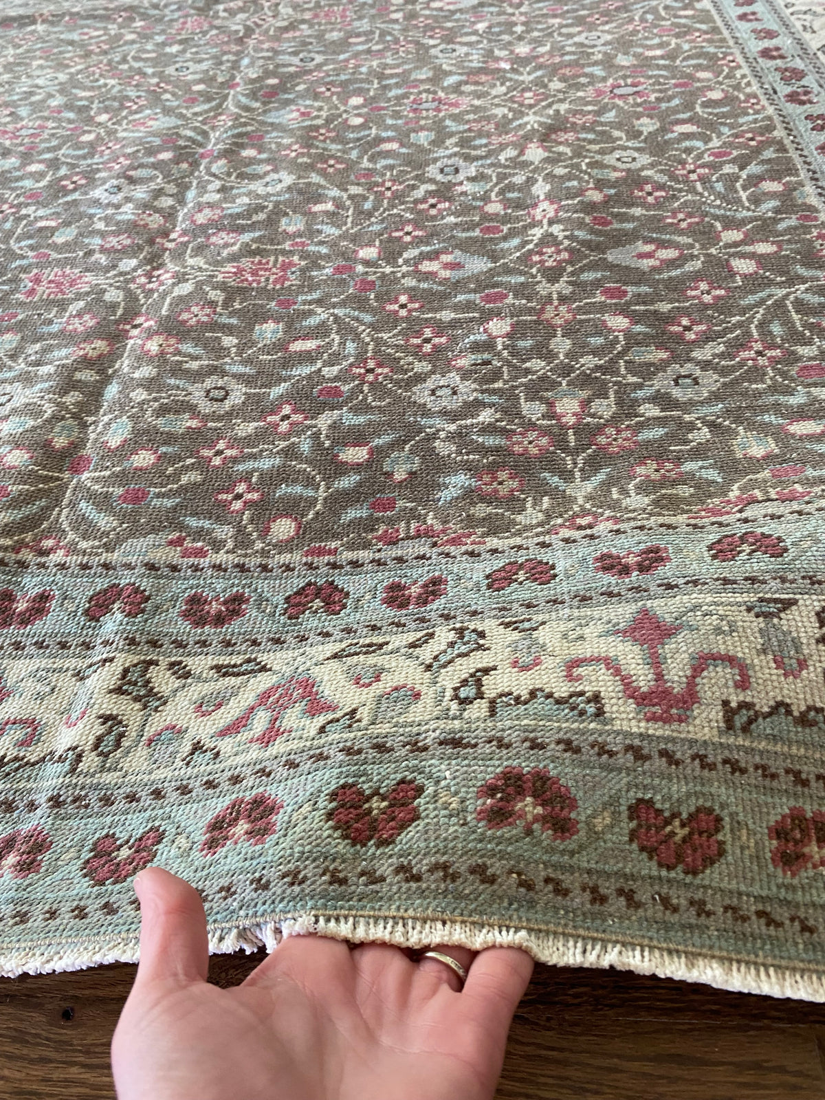 Vintage Kayseri Wool Rug 4’10”x7’3” – Hand-Knotted Mushroom Scatter Rug | Jillian