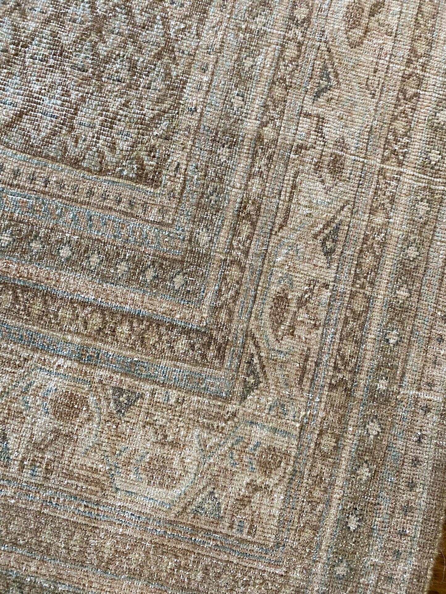 Jade 7’11.5 x 10’6