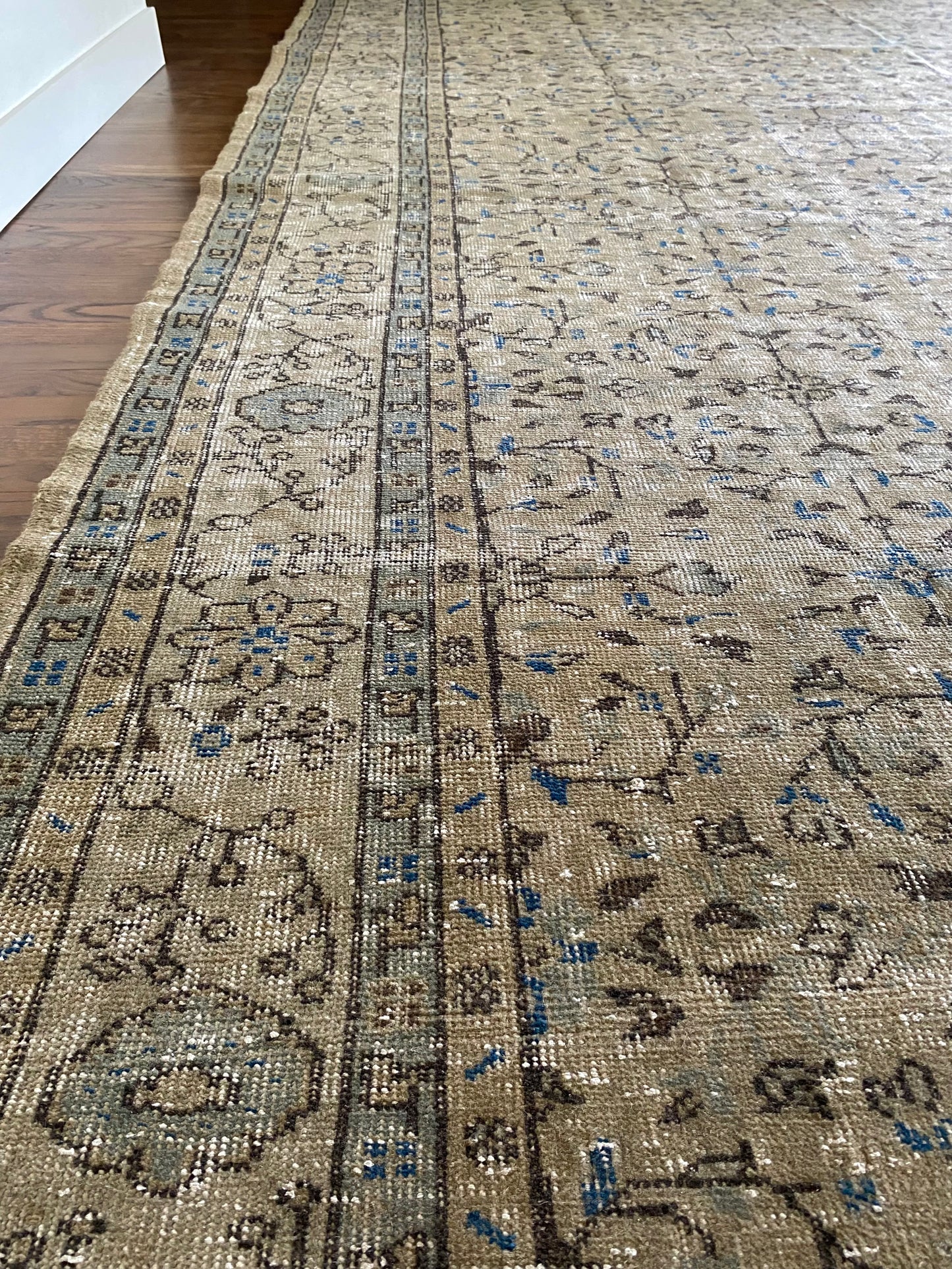 Vintage Turkish Wool Area Rug 9’4x12’2” – Hand-Knotted Neutral Rug | Rory