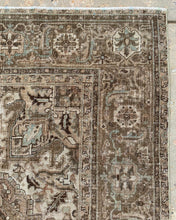 Load image into Gallery viewer, Marci 7’11.5 x 10’11 (8 x 11)
