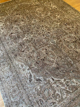 Load image into Gallery viewer, Marci 7’11.5 x 10’11 (8 x 11)
