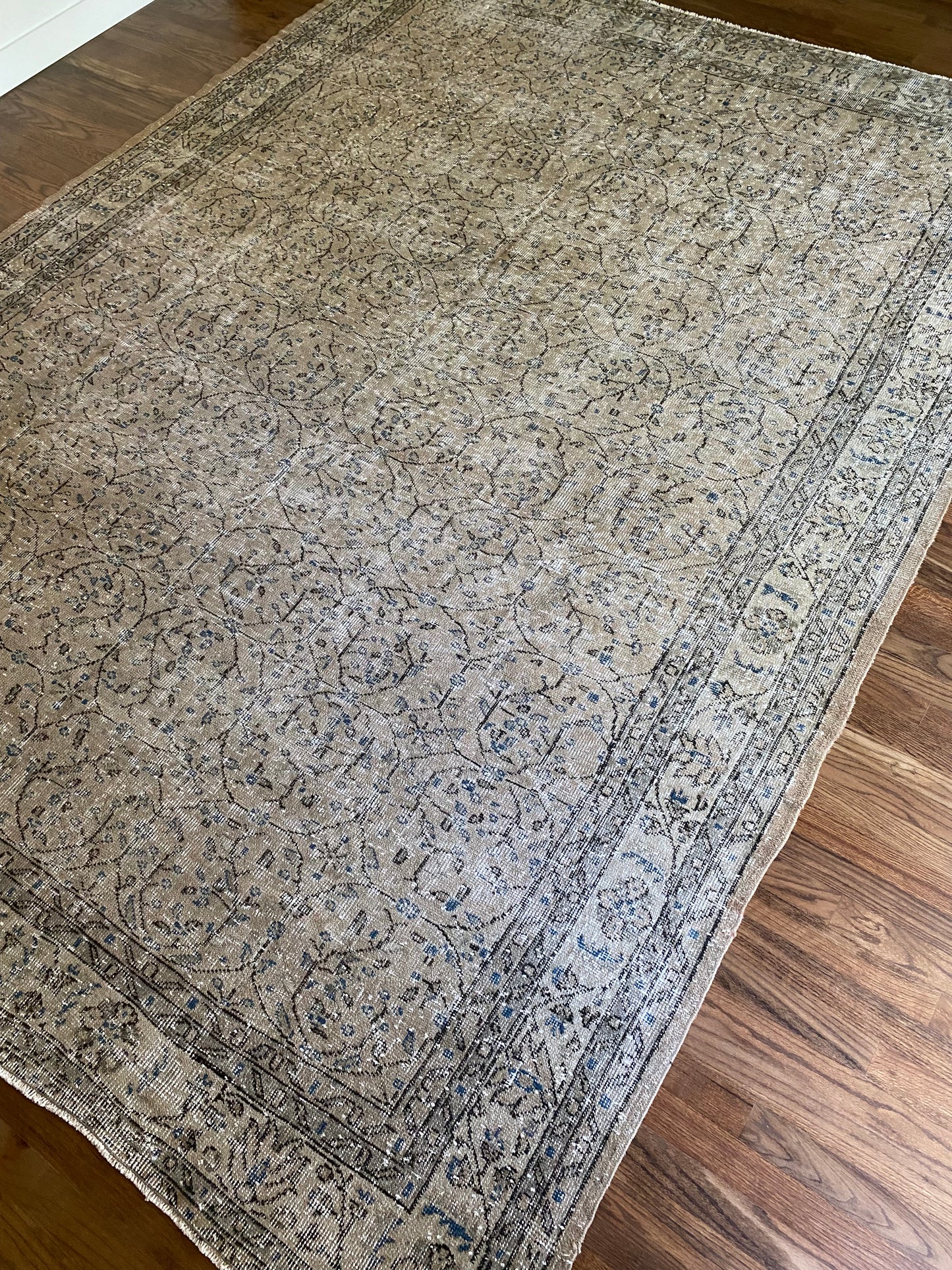 Vintage Turkish Wool Area Rug 7’11’x10’8" – Hand-Knotted Neutral Rug | Collins