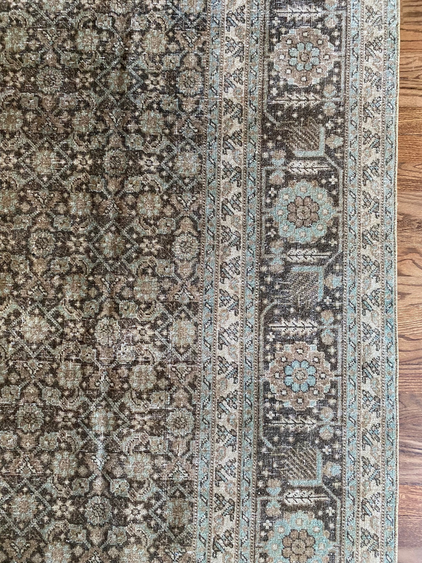 Jacqueline 7’8 x 10’8