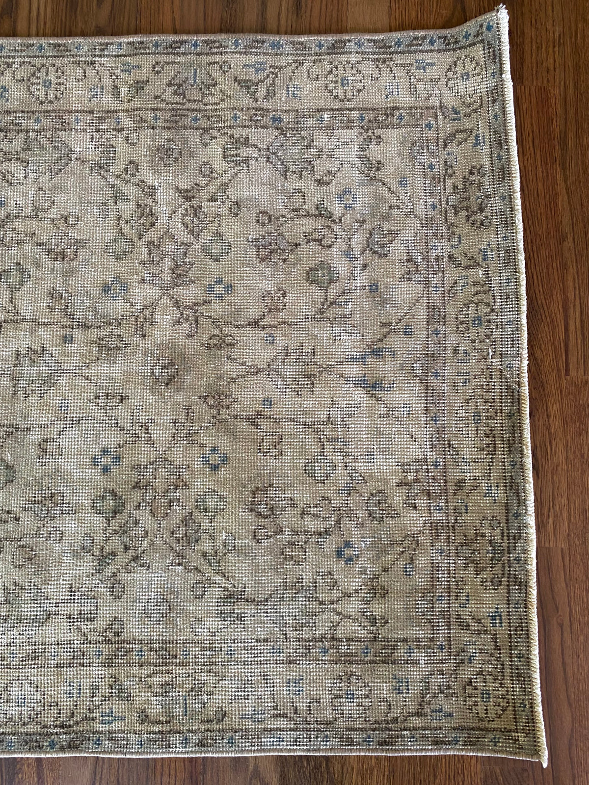Vintage Turkish Wool Runner 3’1”x7’3” – Hand-Knotted Neutral Short Runner | Molly